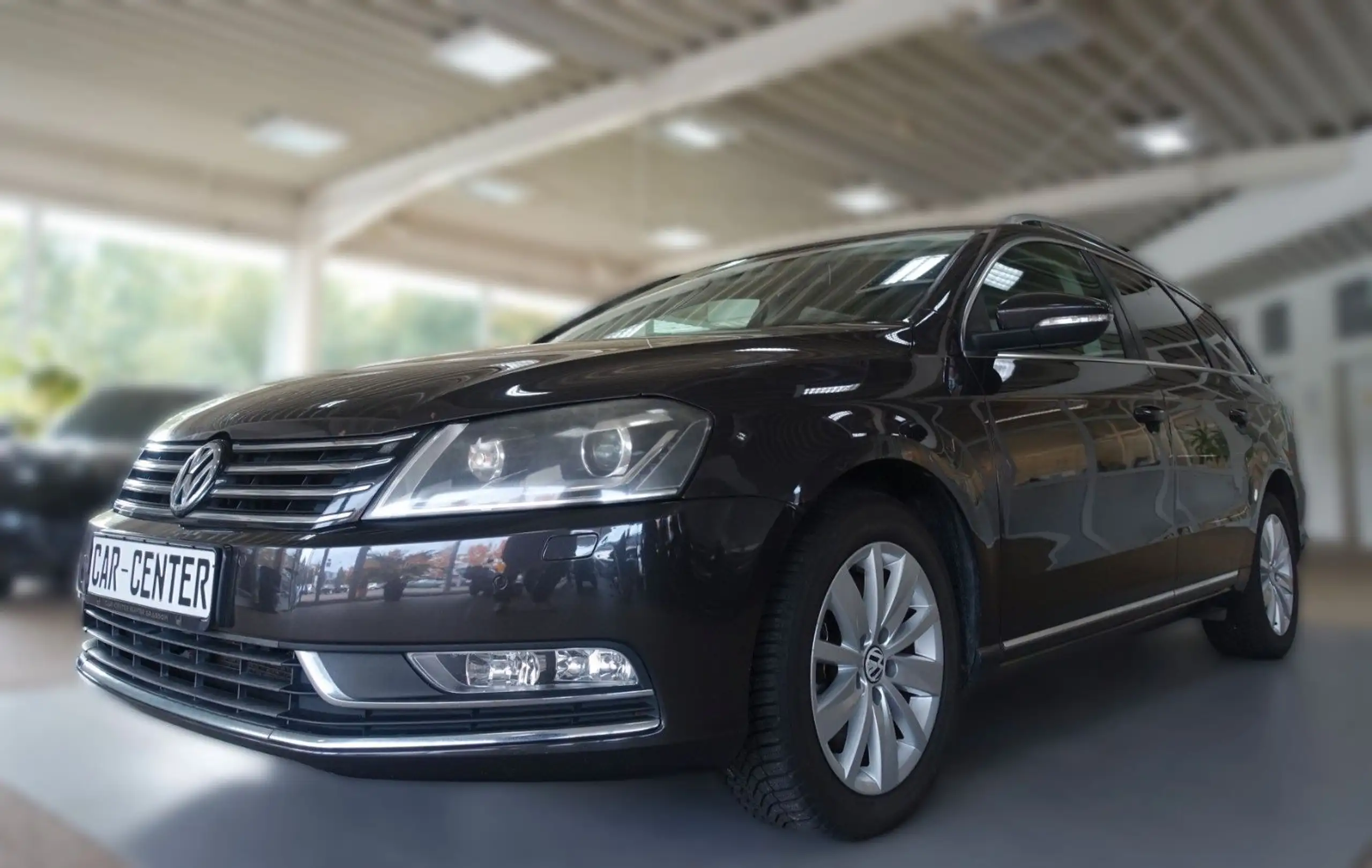 Volkswagen - Passat