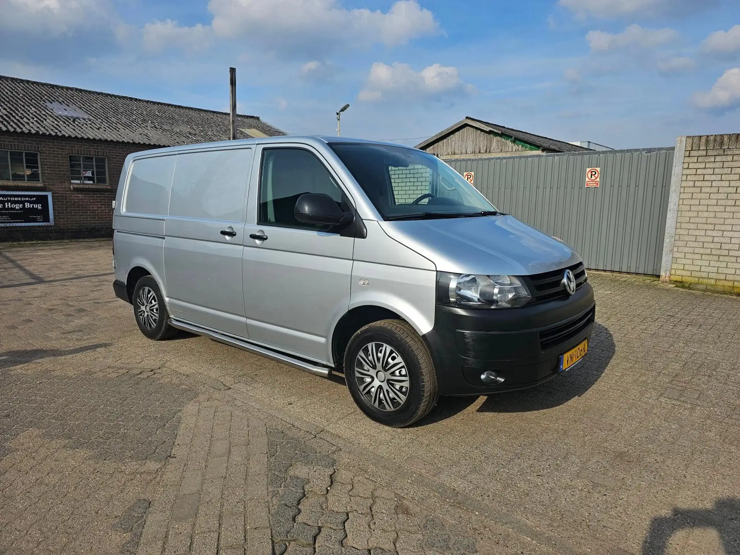 Volkswagen - Transporter