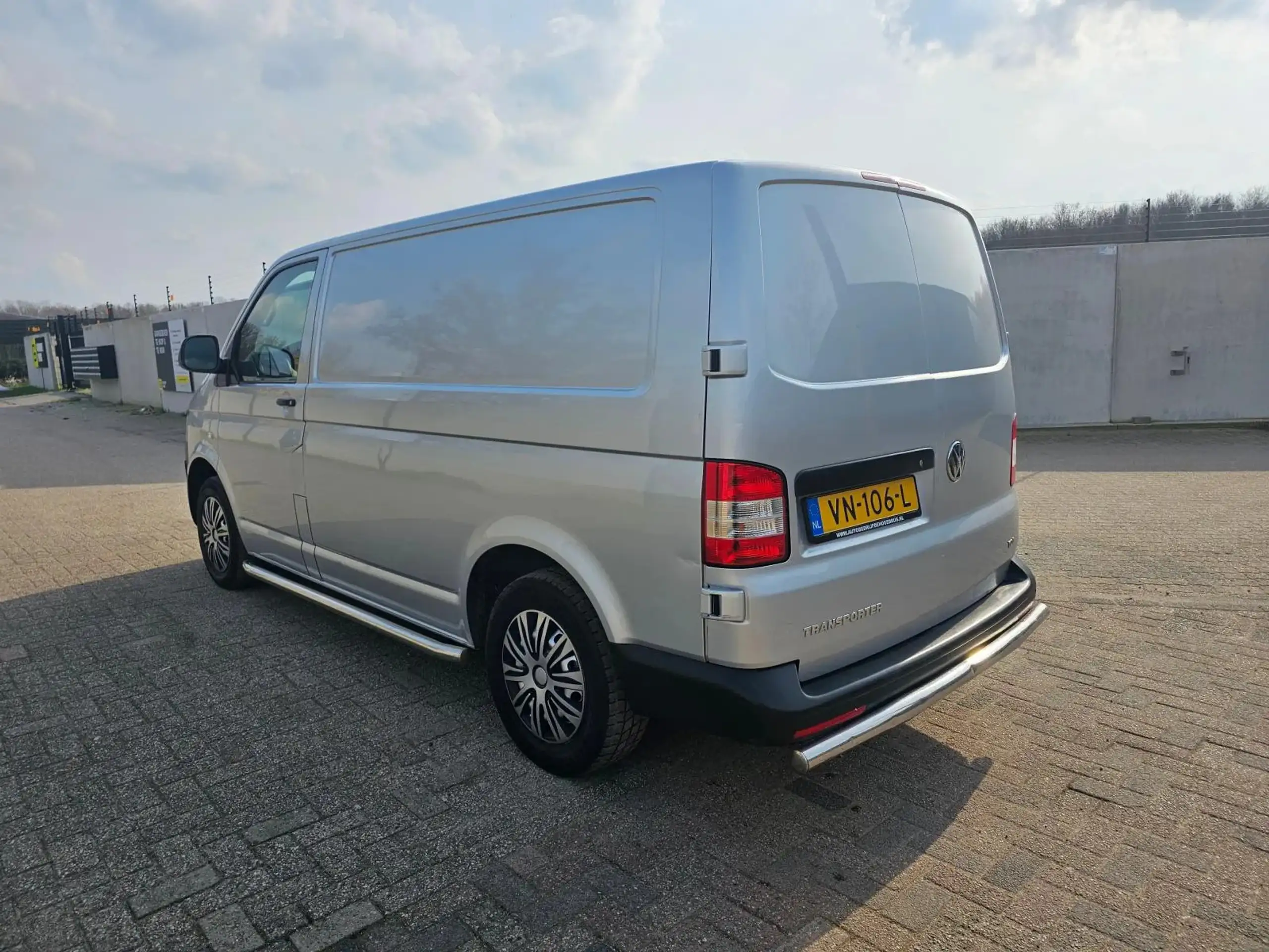 Volkswagen - Transporter