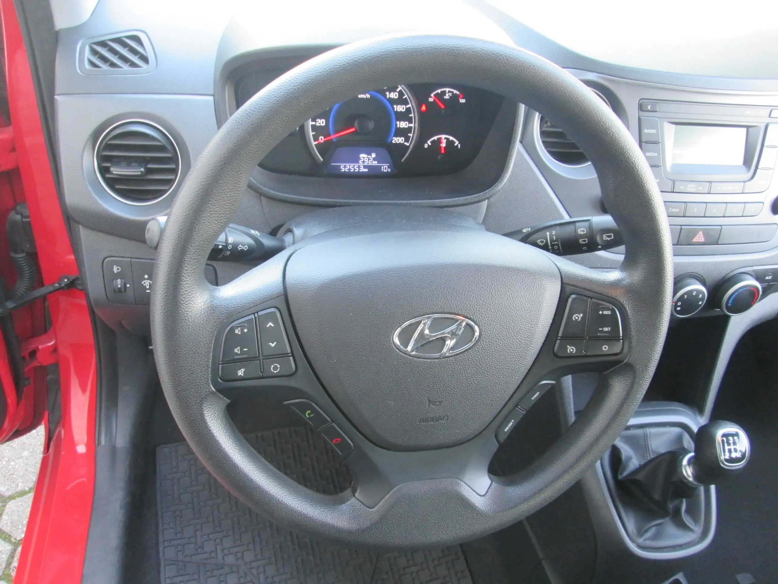 Hyundai - i10