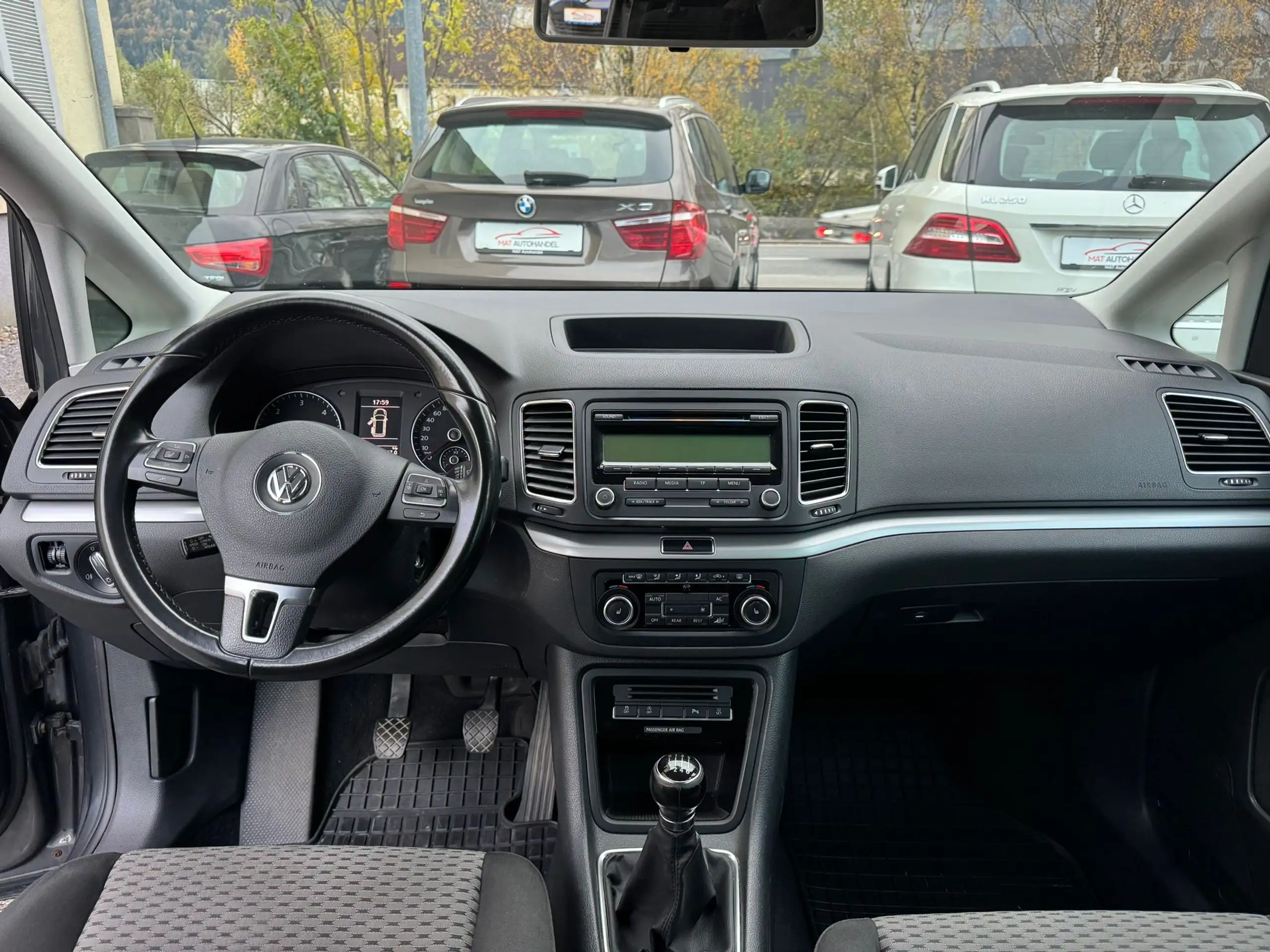 Volkswagen - Sharan