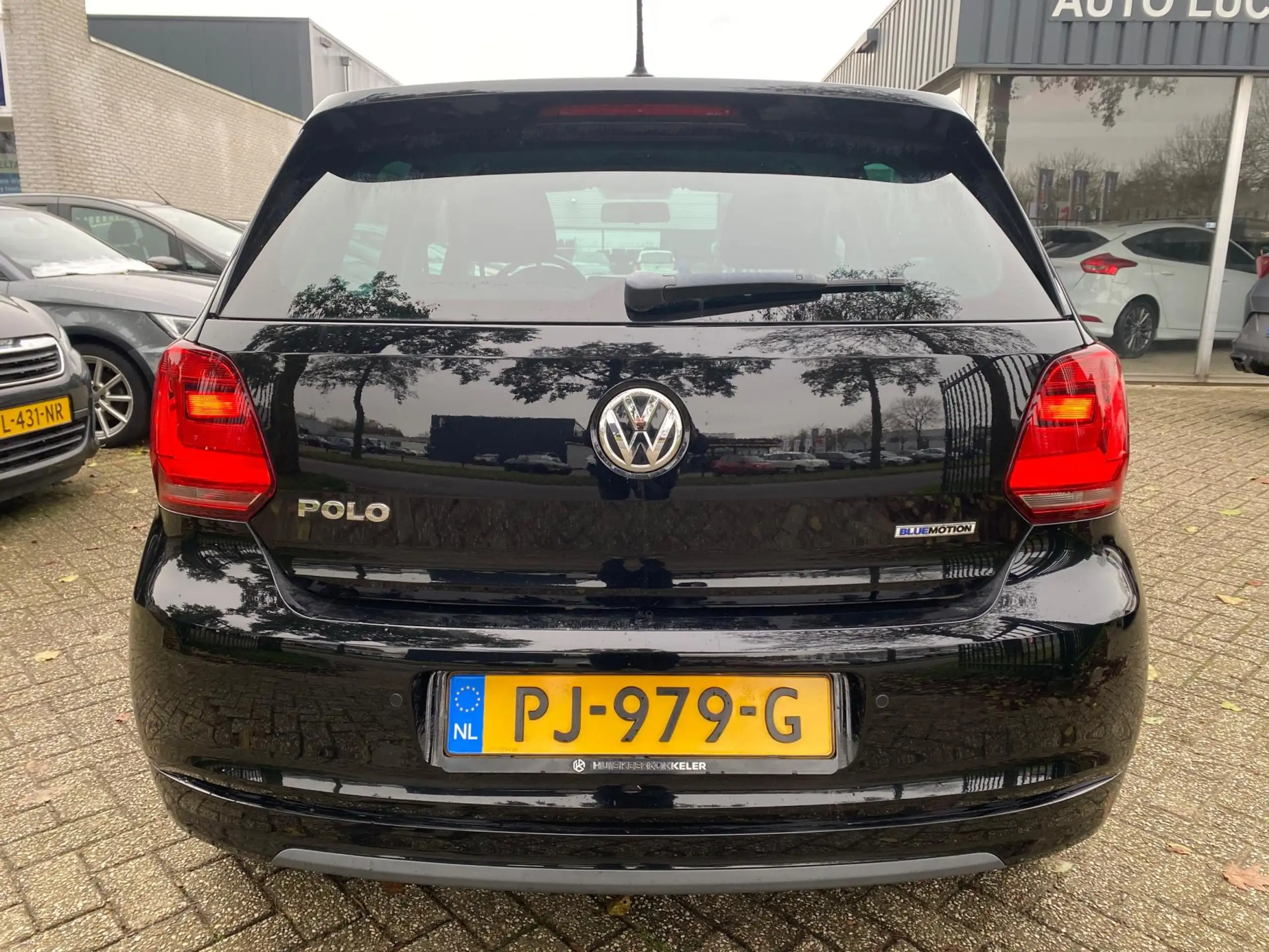 Volkswagen - Polo