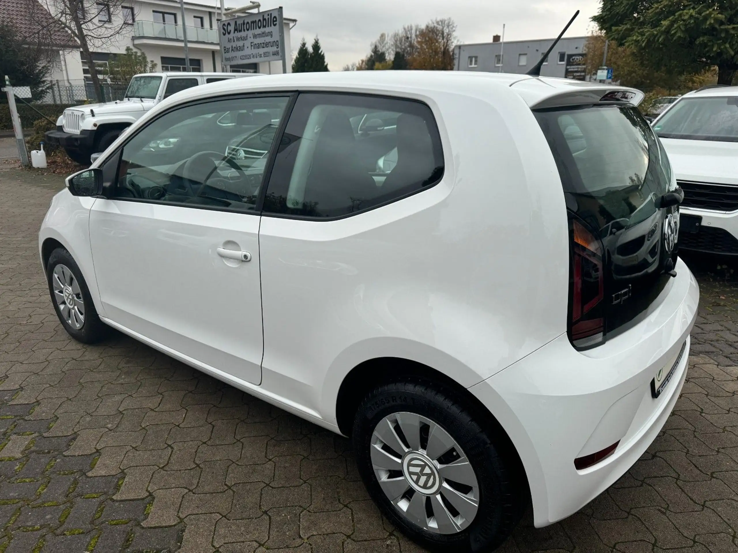 Volkswagen - up!