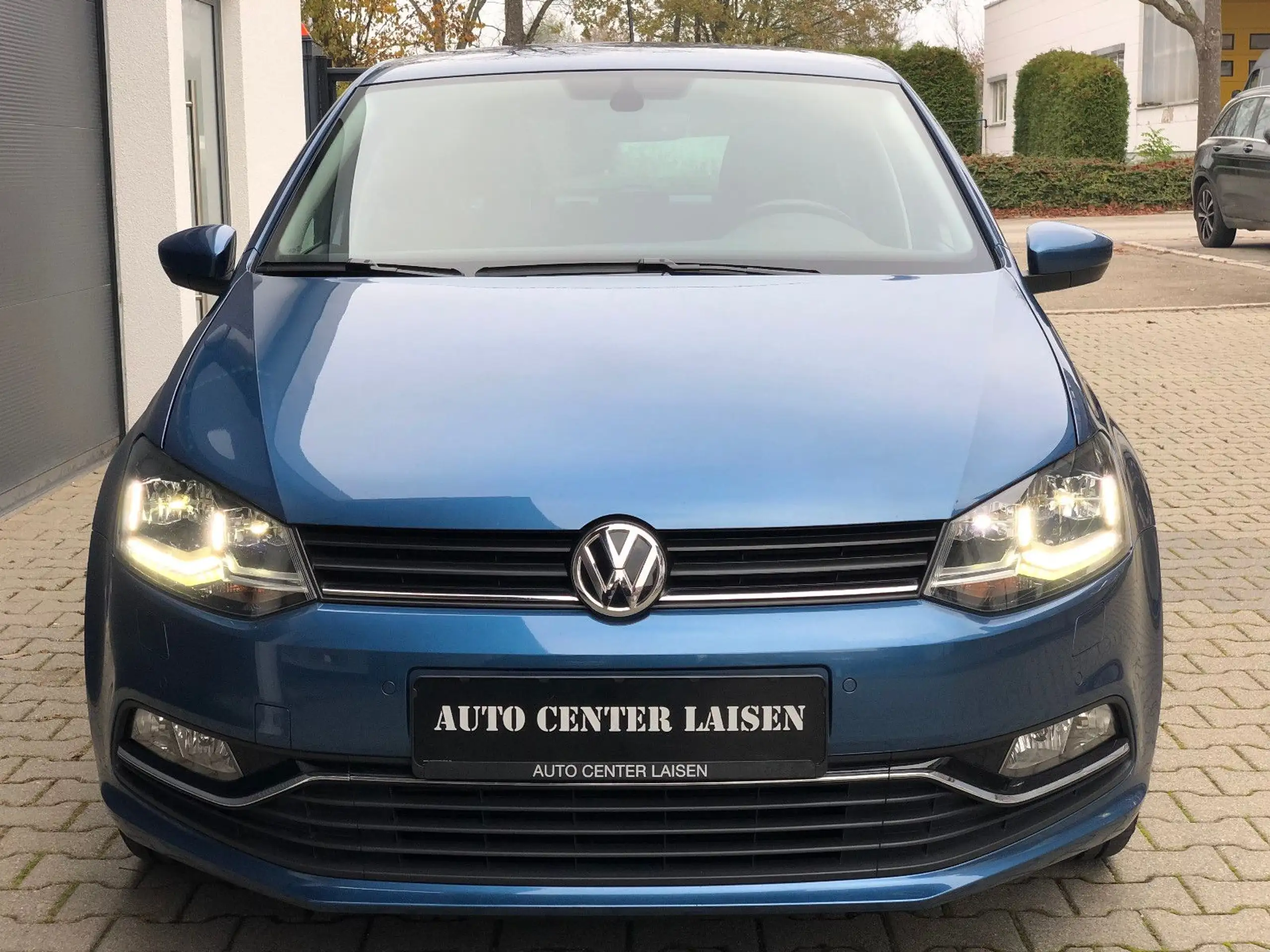 Volkswagen - Polo