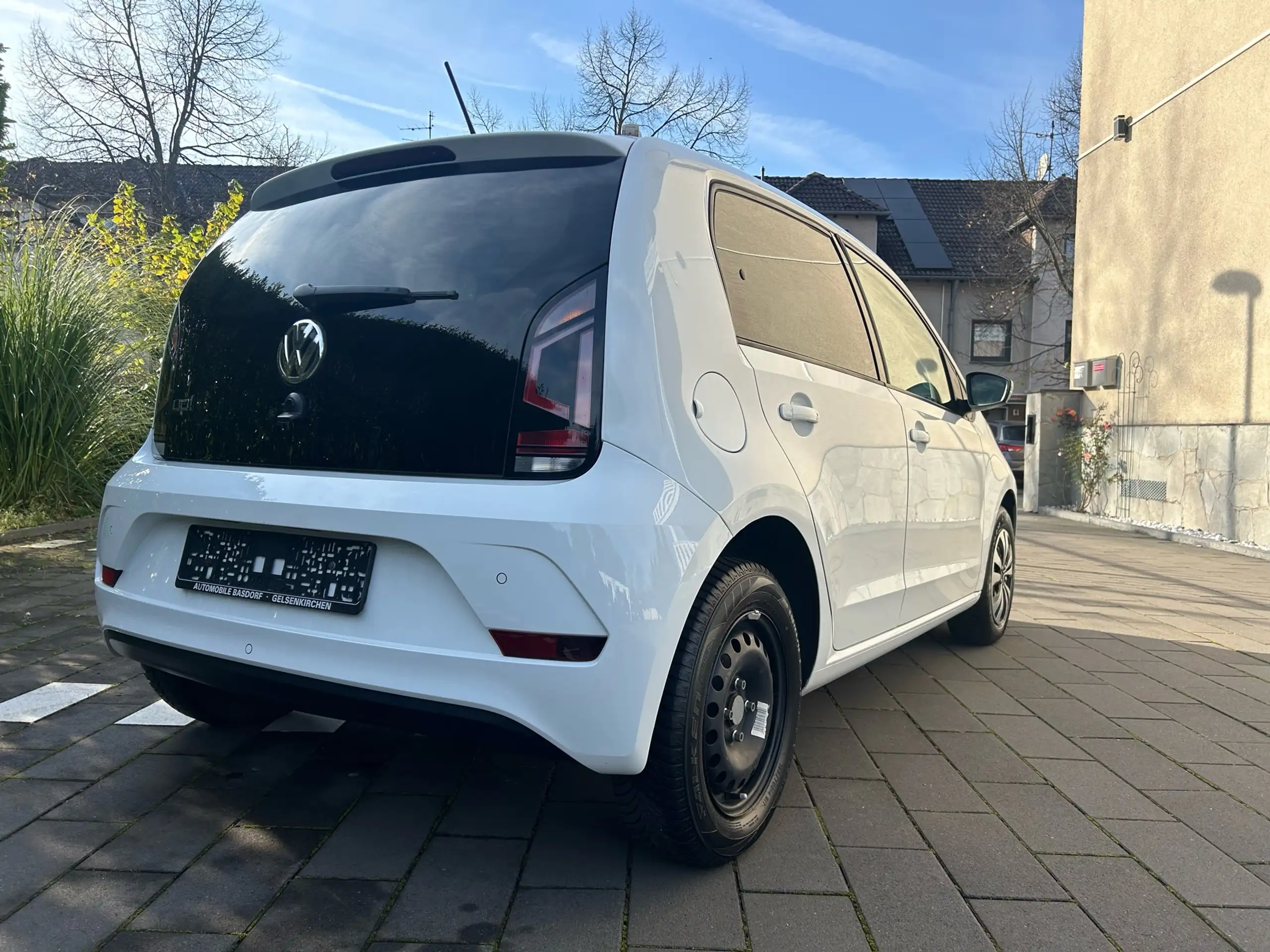 Volkswagen - up!