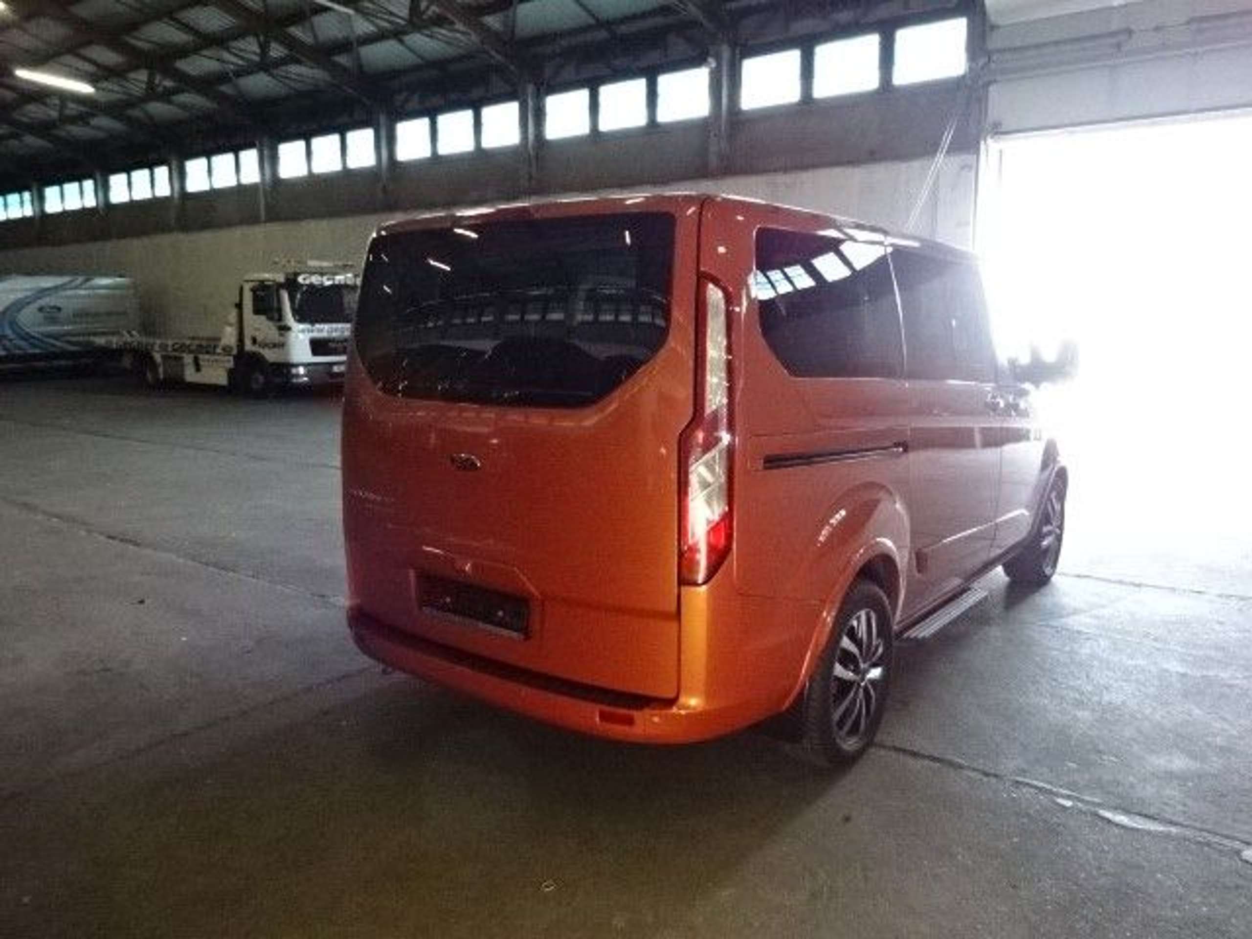 Ford - Tourneo Custom