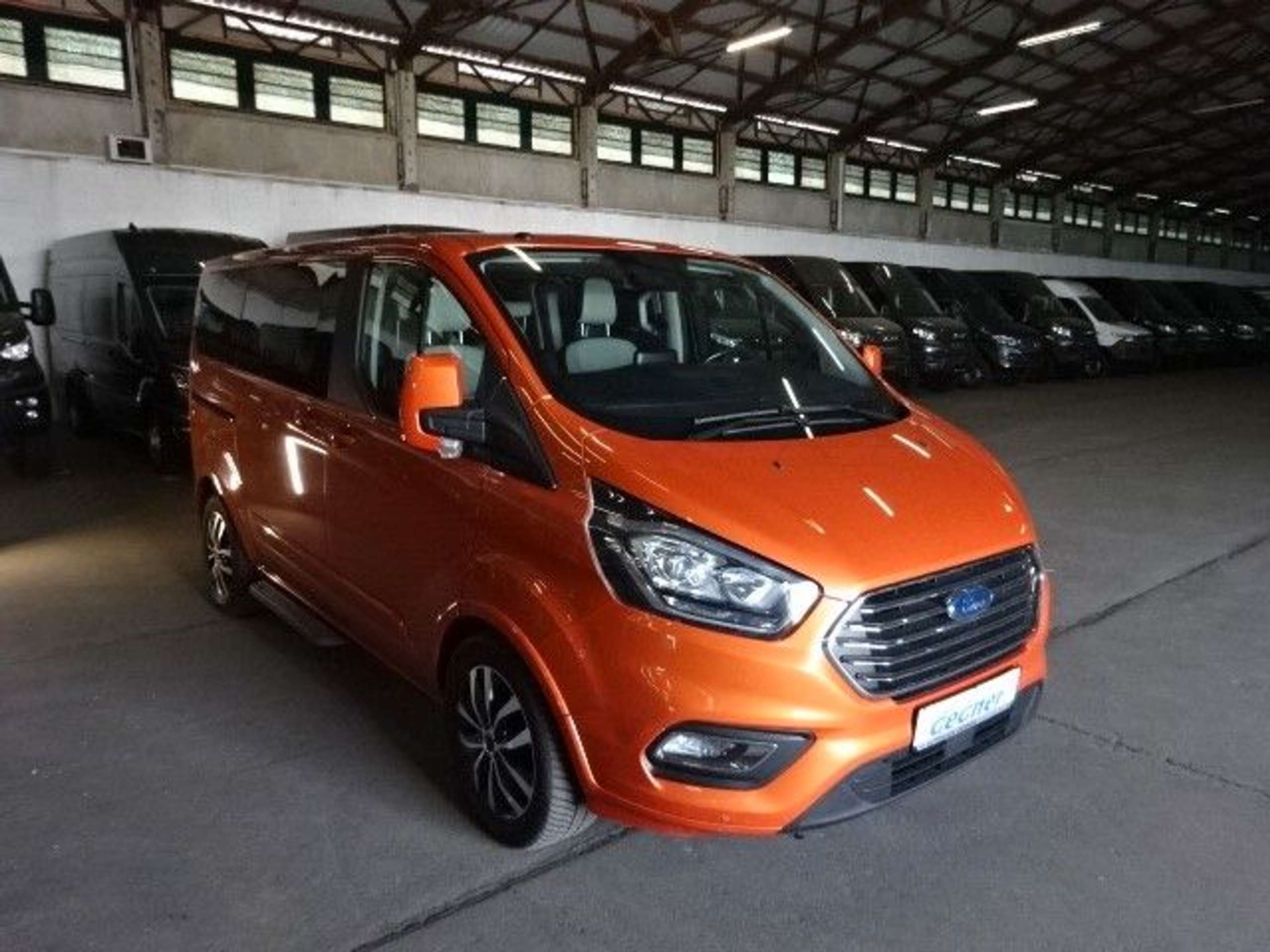 Ford - Tourneo Custom