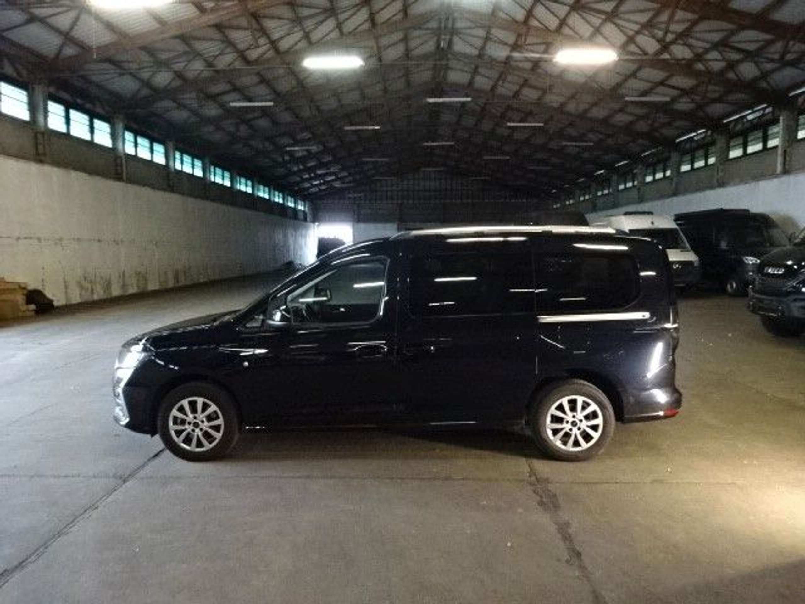 Ford - Grand Tourneo