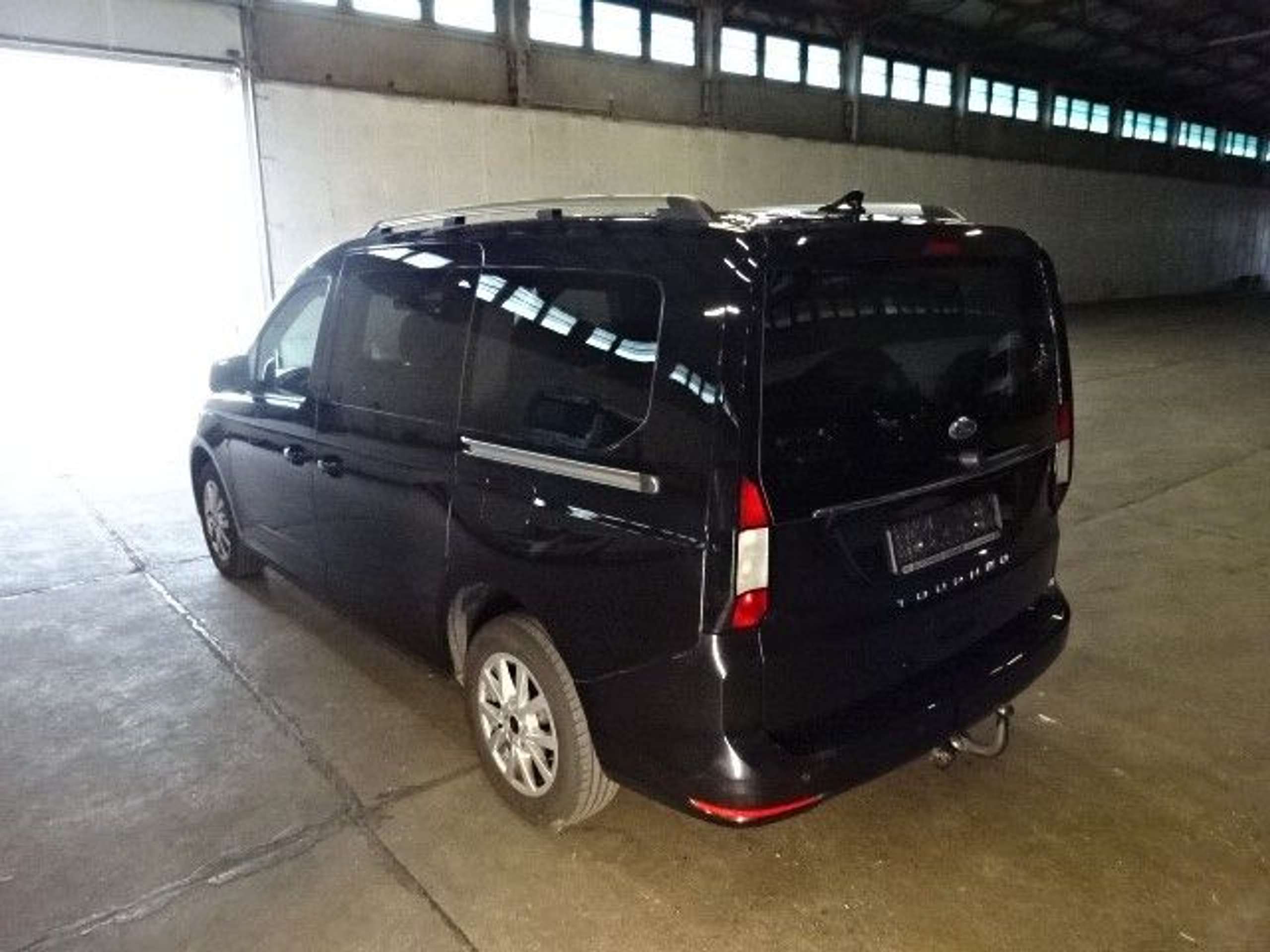 Ford - Grand Tourneo