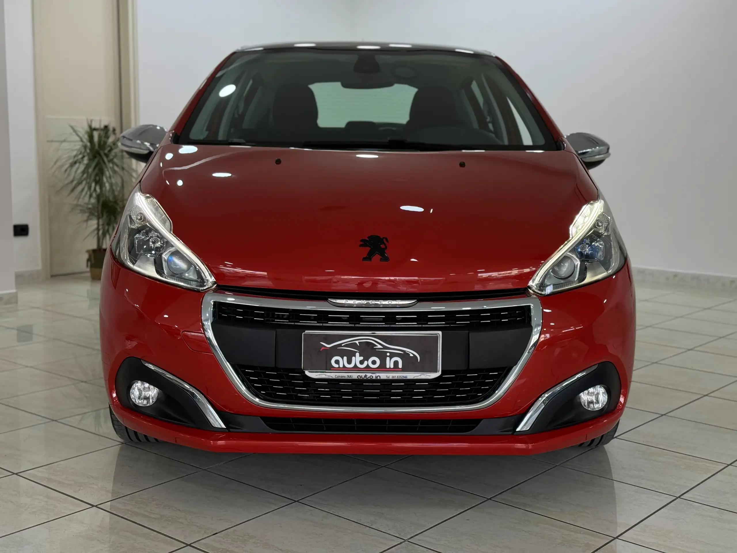 Peugeot - 208