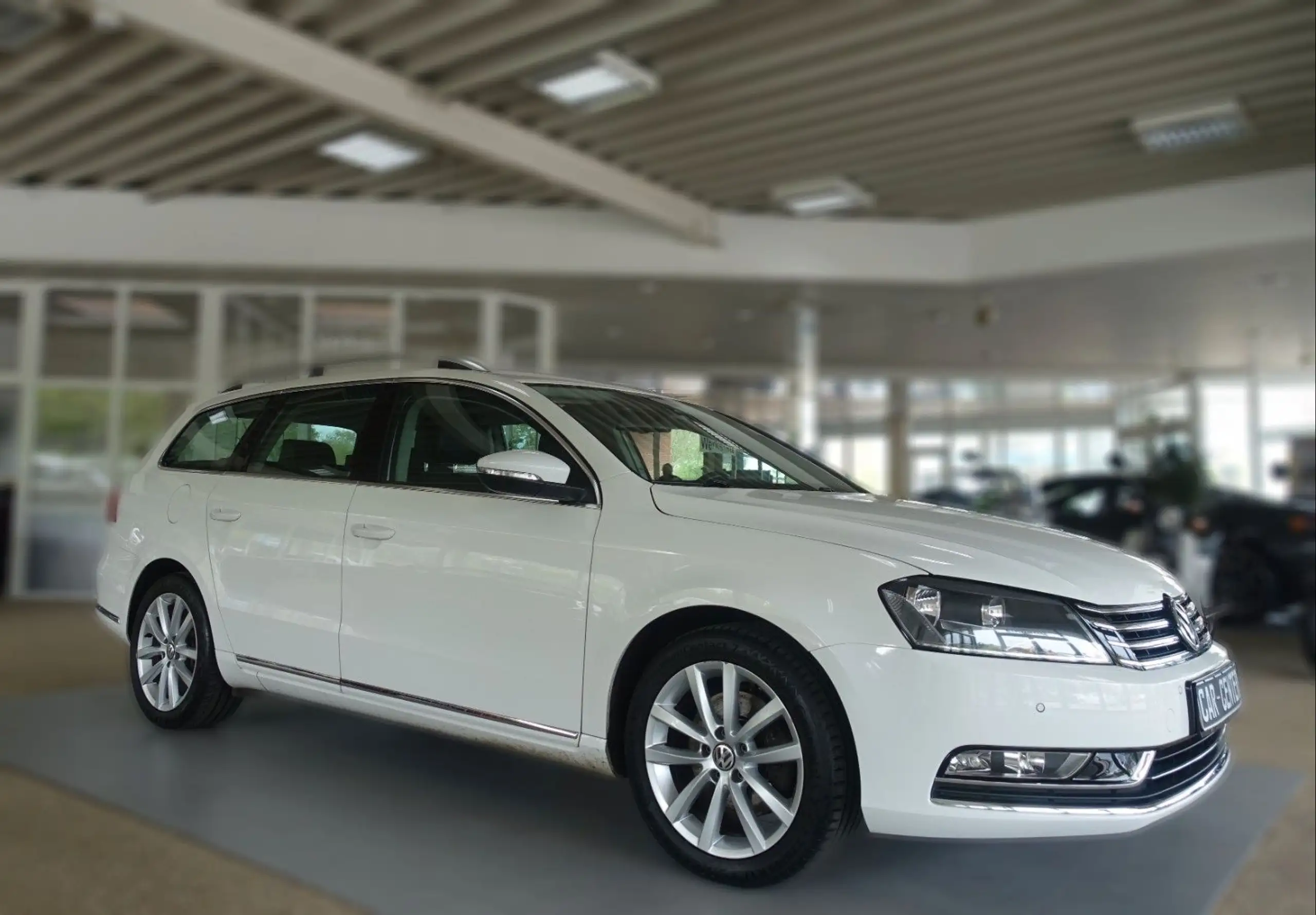 Volkswagen - Passat