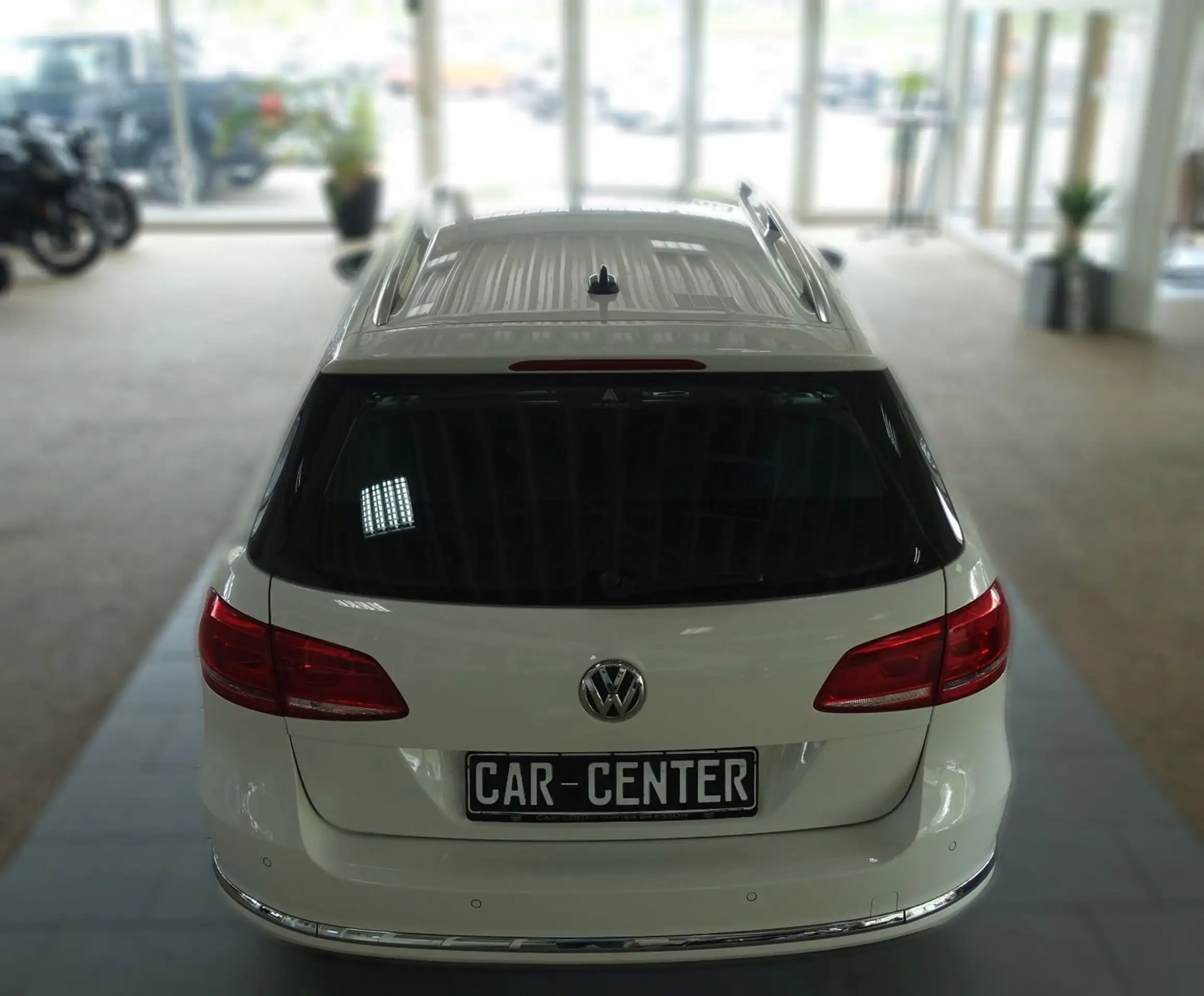 Volkswagen - Passat