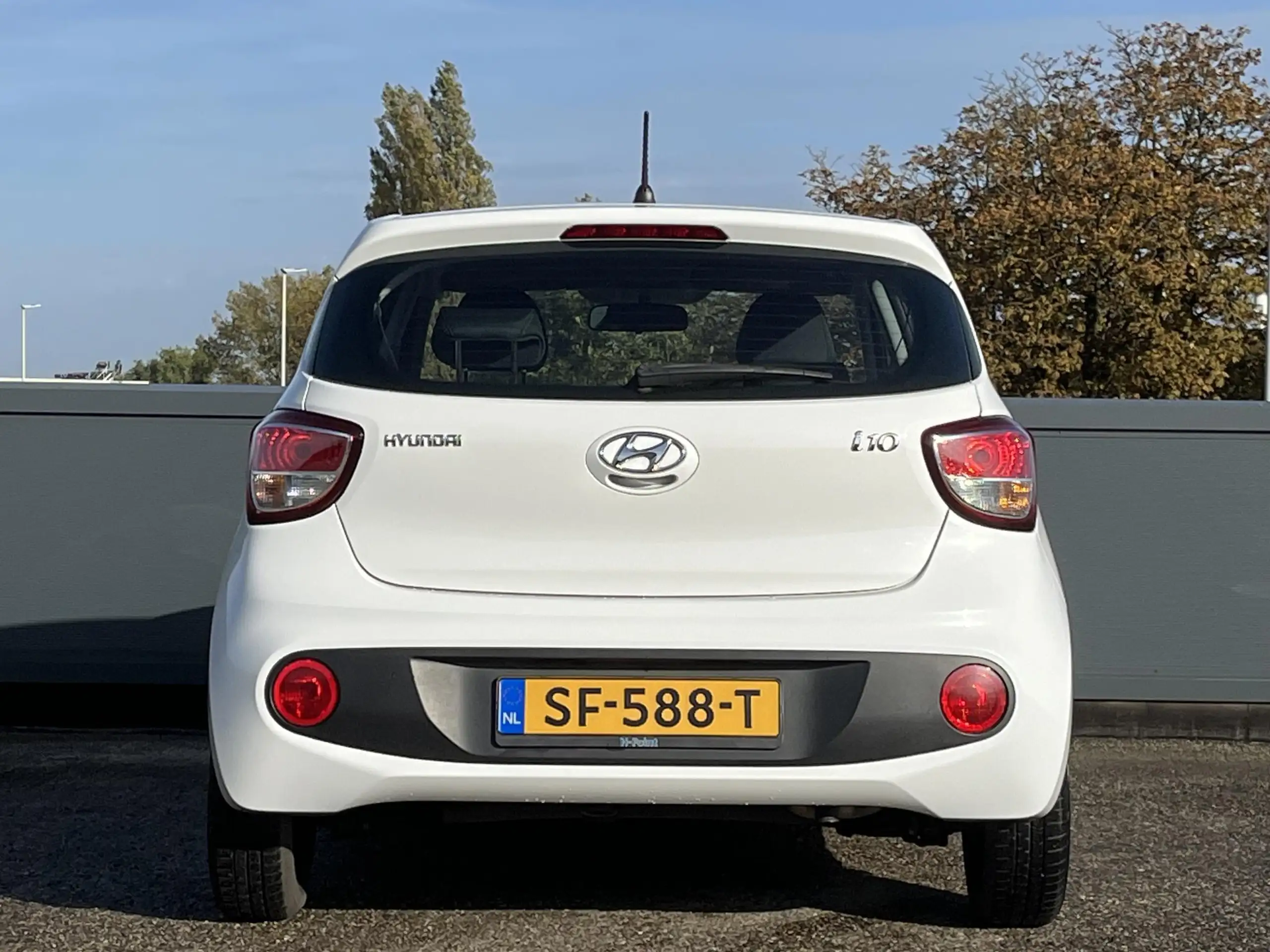 Hyundai - i10