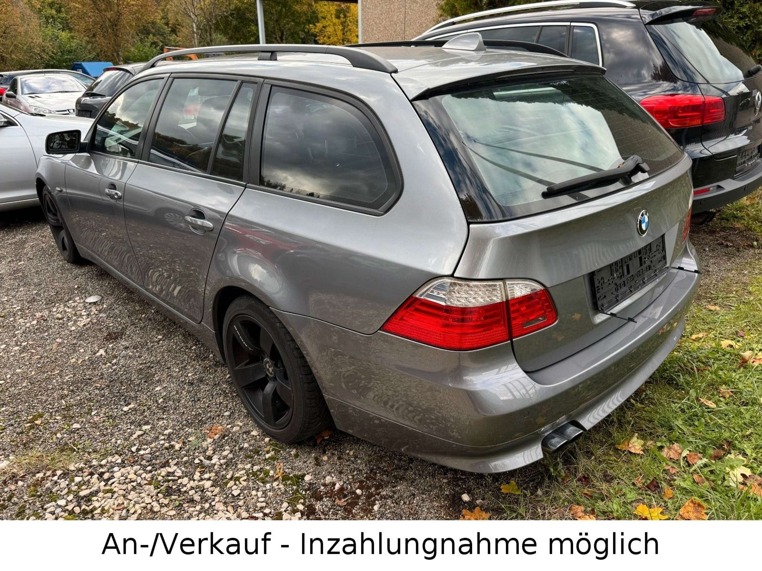 BMW - 525