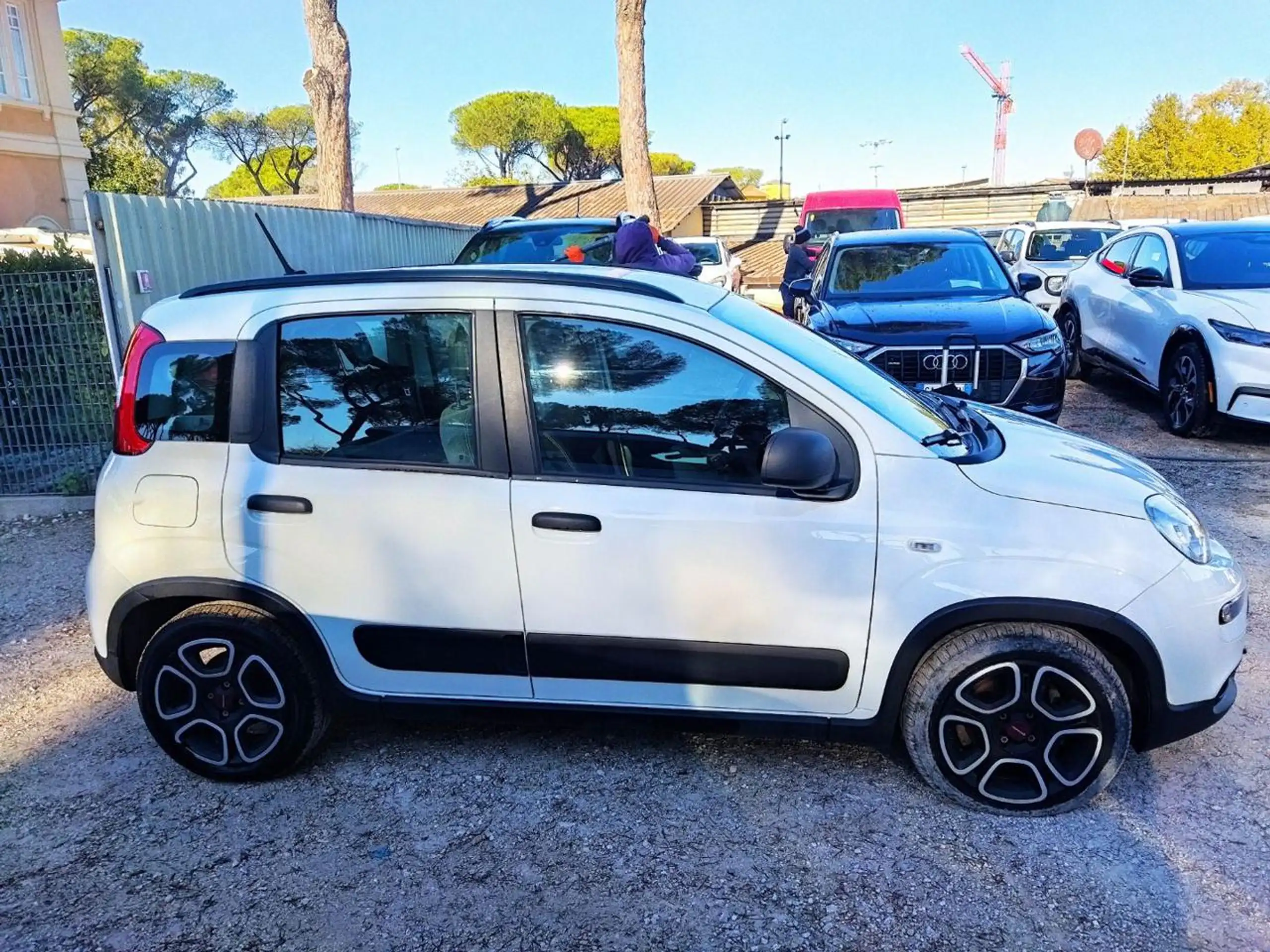 Fiat - New Panda