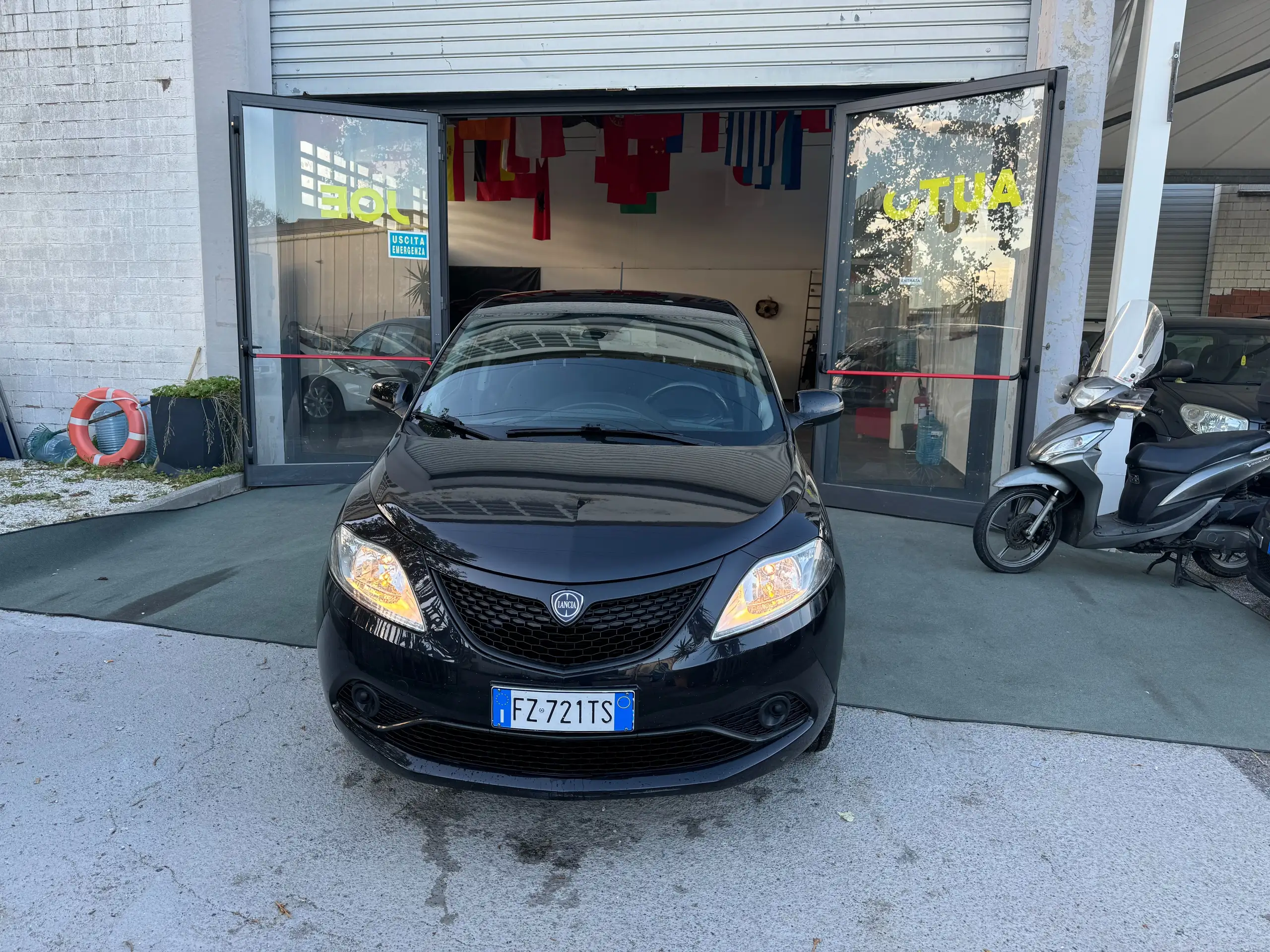 Lancia - Ypsilon