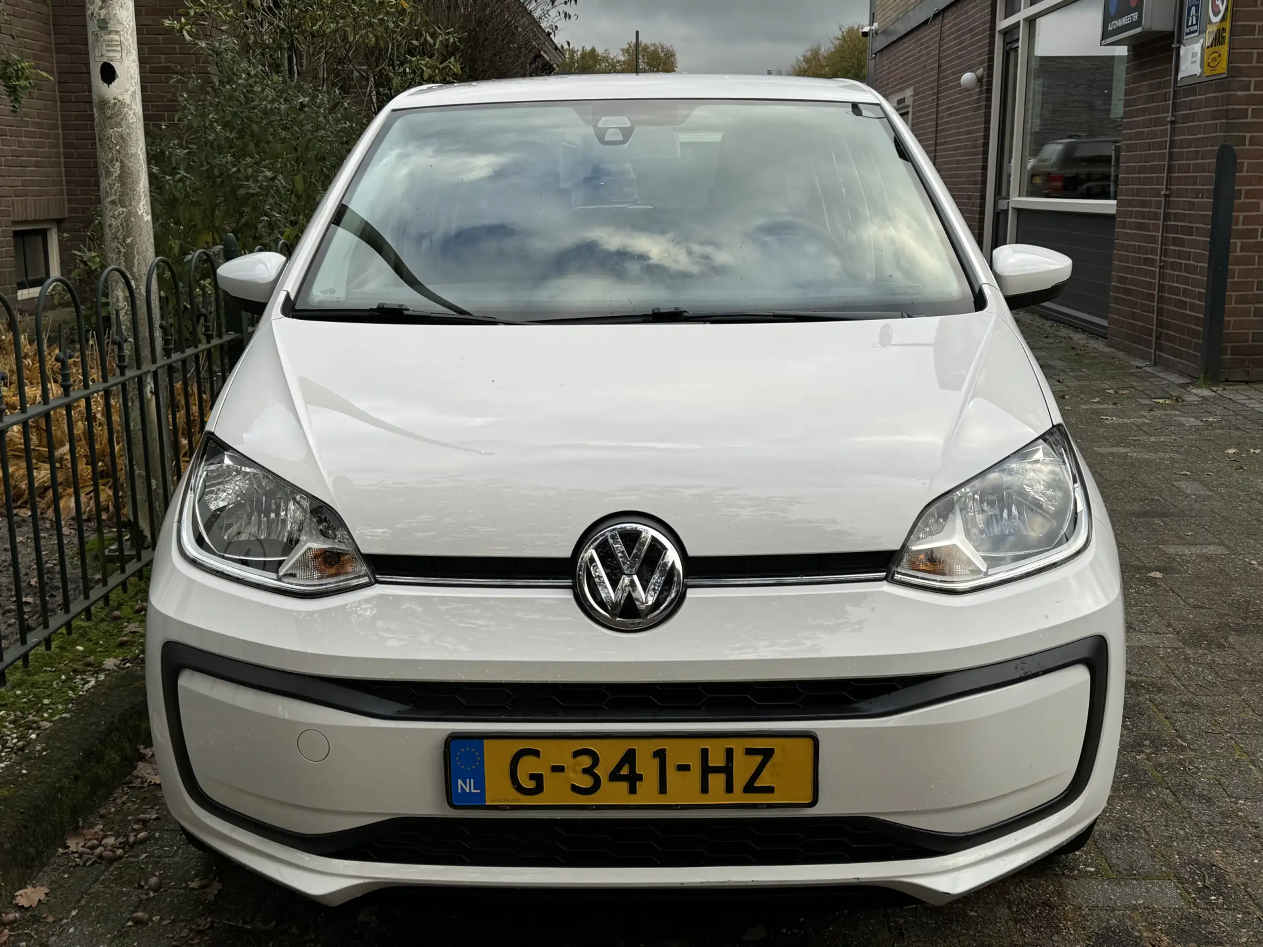 Volkswagen - up!