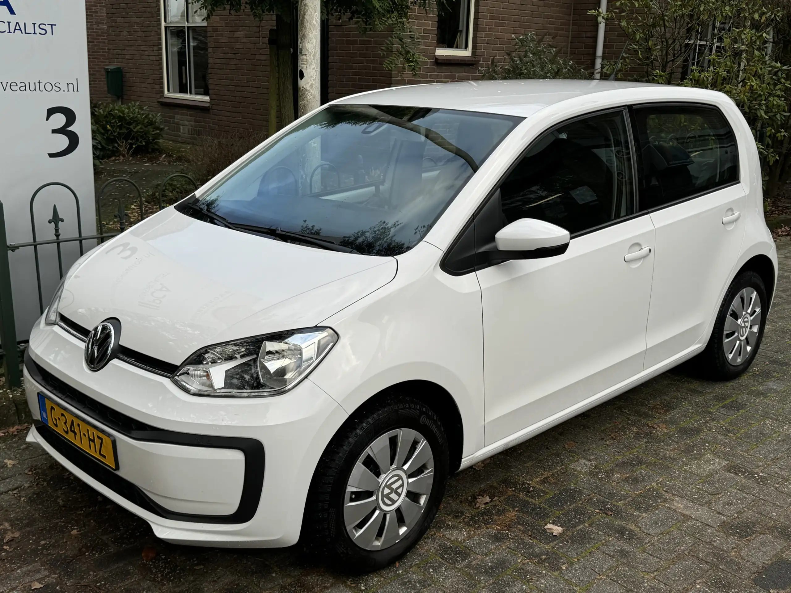 Volkswagen - up!