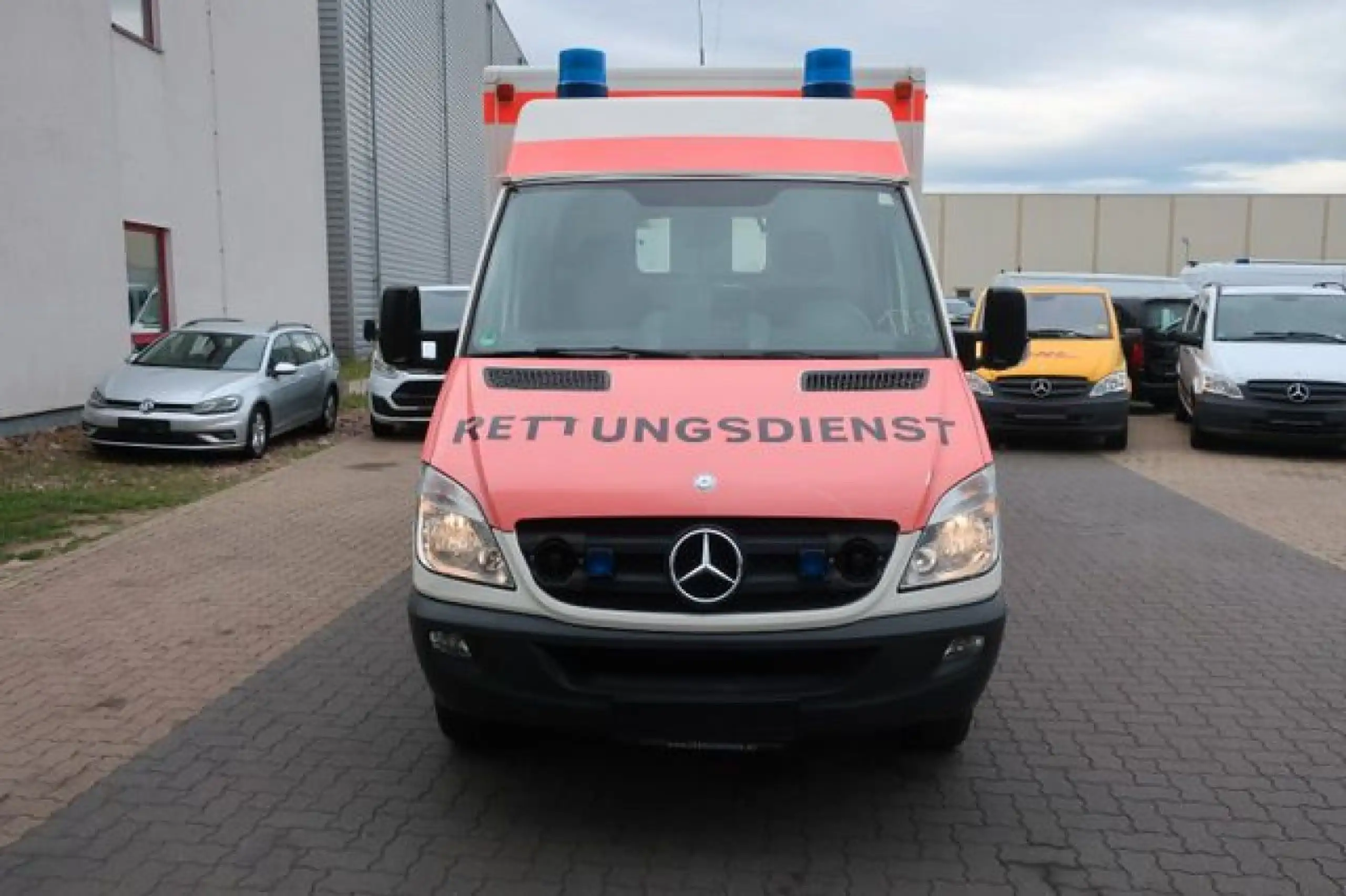 Mercedes-Benz - Sprinter