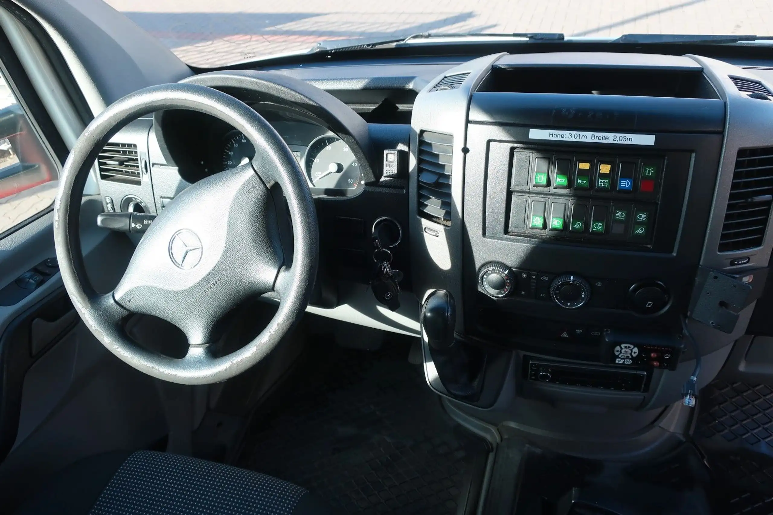 Mercedes-Benz - Sprinter