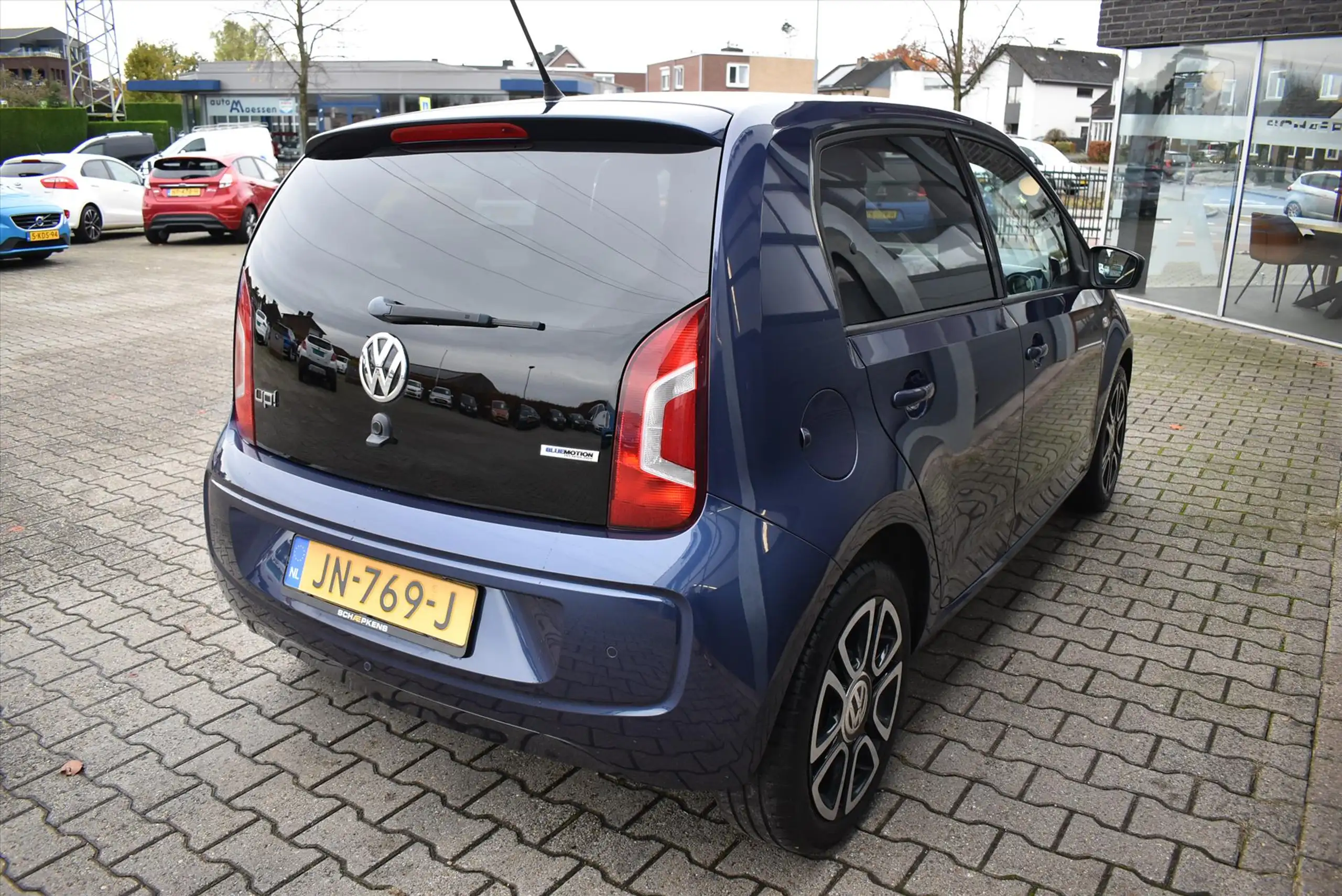 Volkswagen - up!