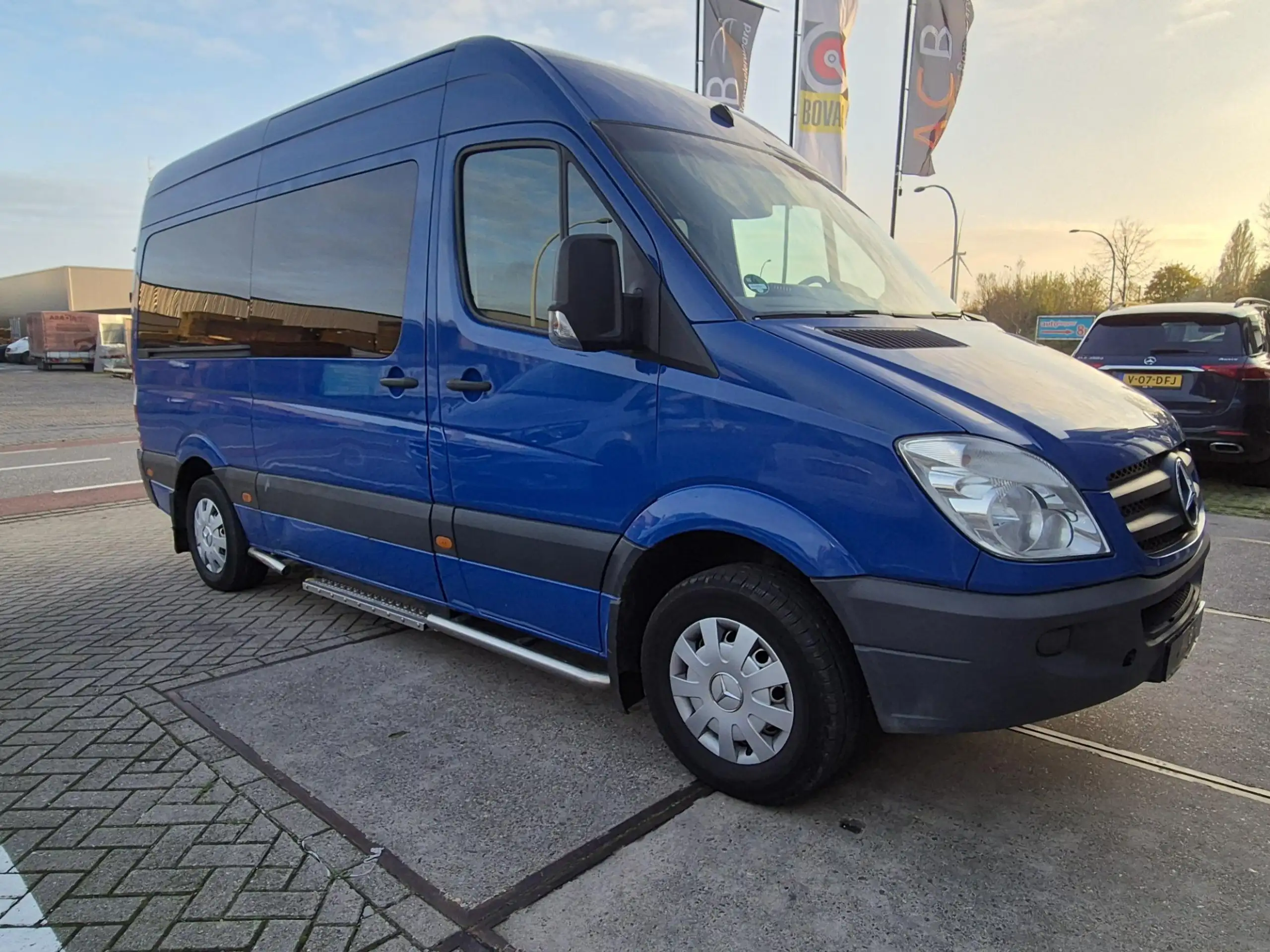 Mercedes-Benz - Sprinter