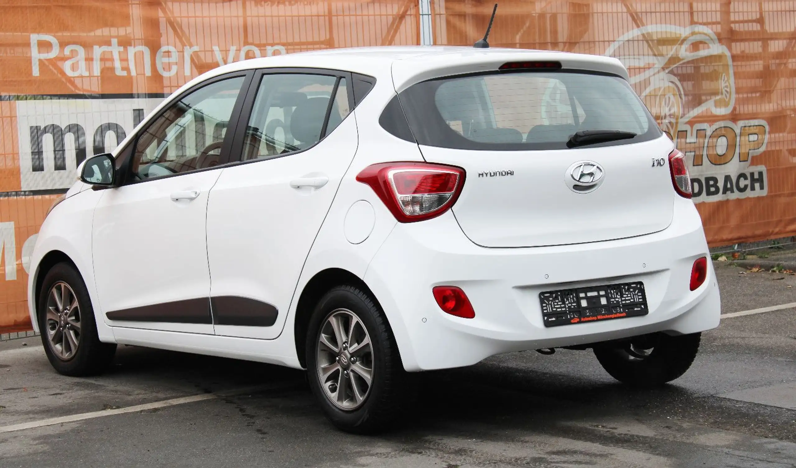 Hyundai - i10