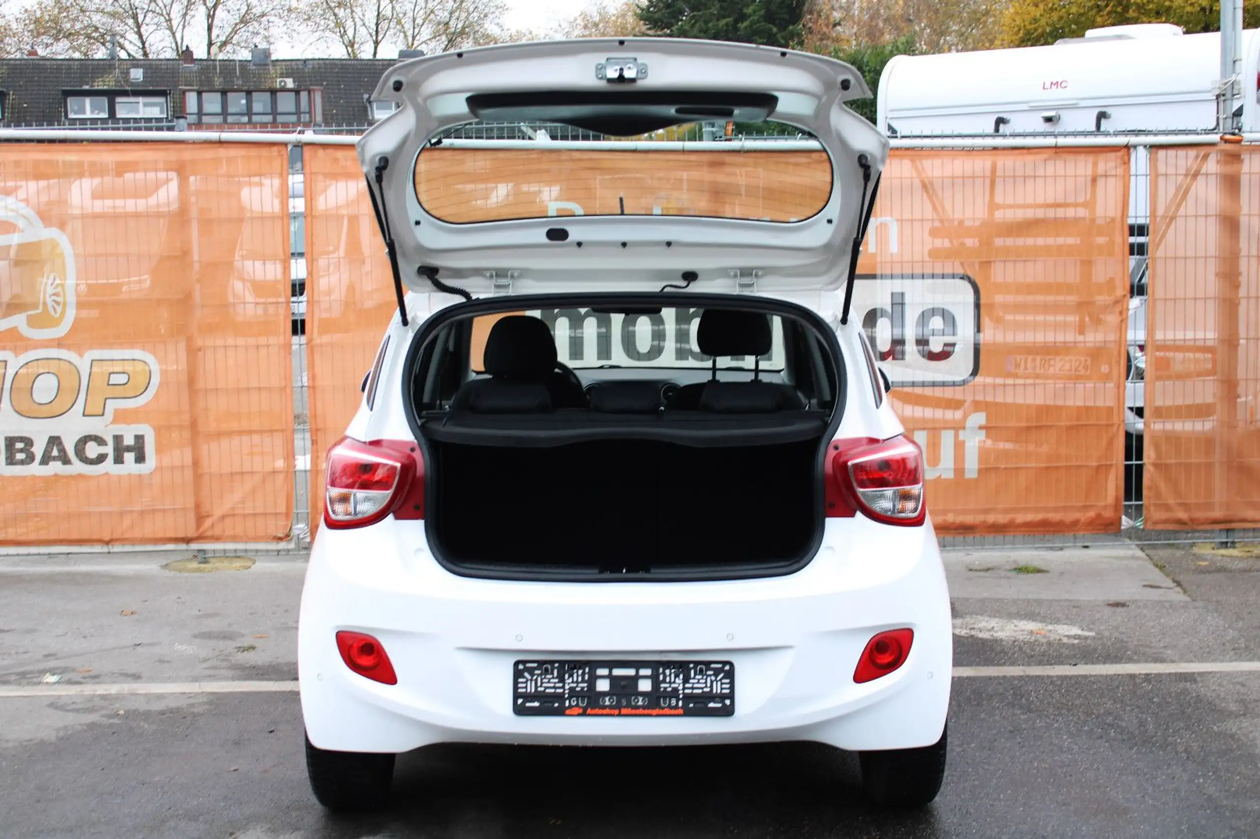 Hyundai - i10