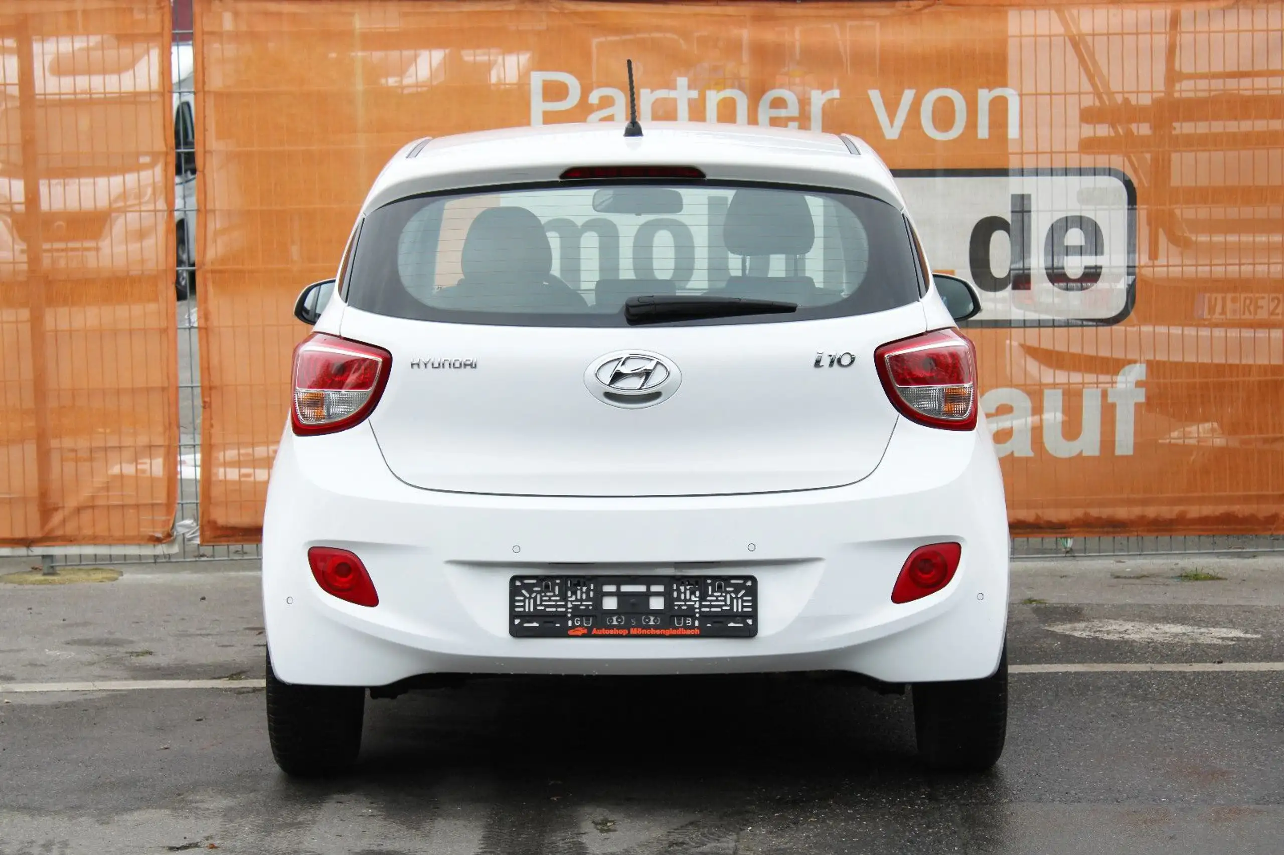 Hyundai - i10