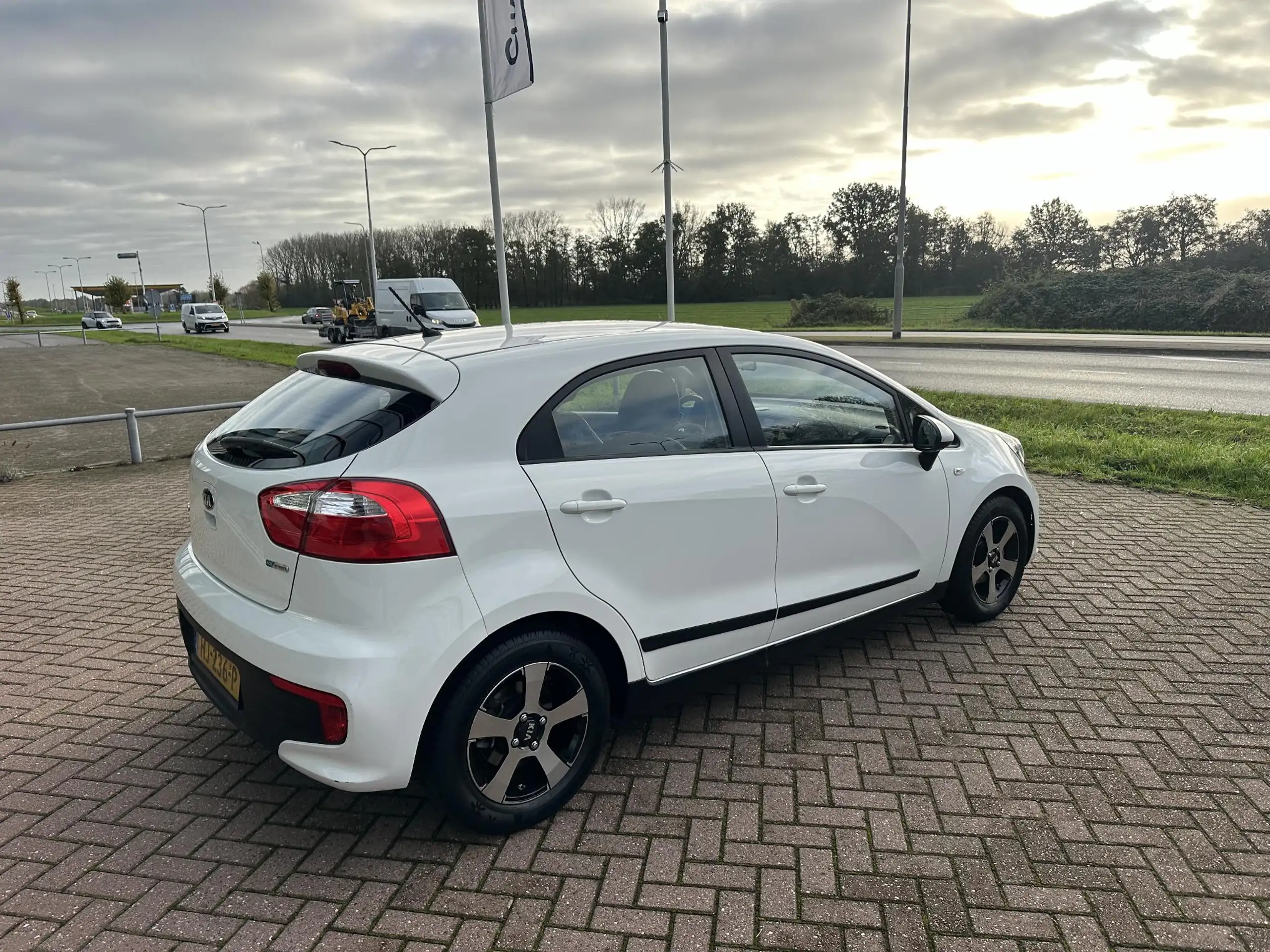 Kia - Rio