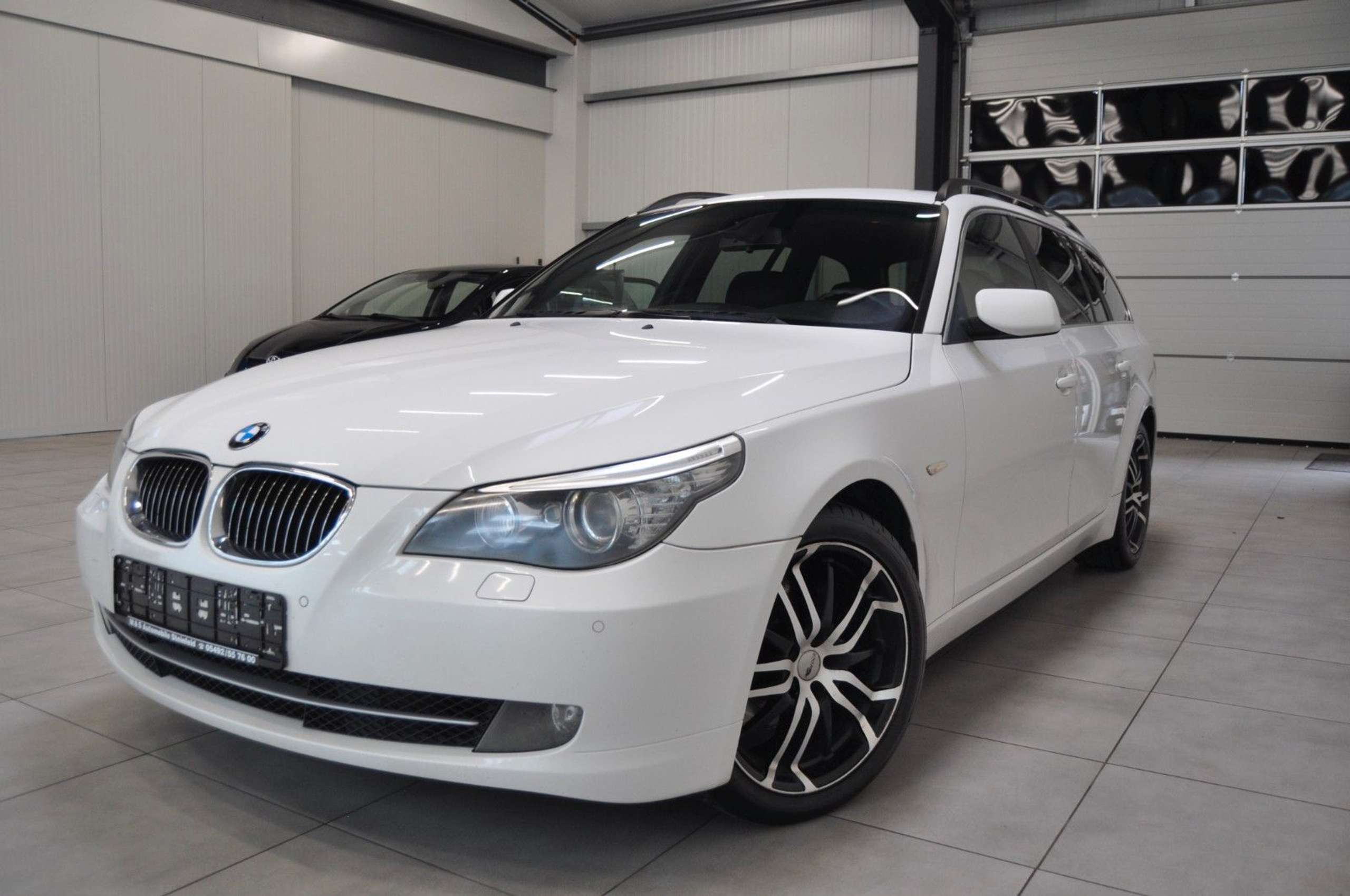 BMW 525 2008