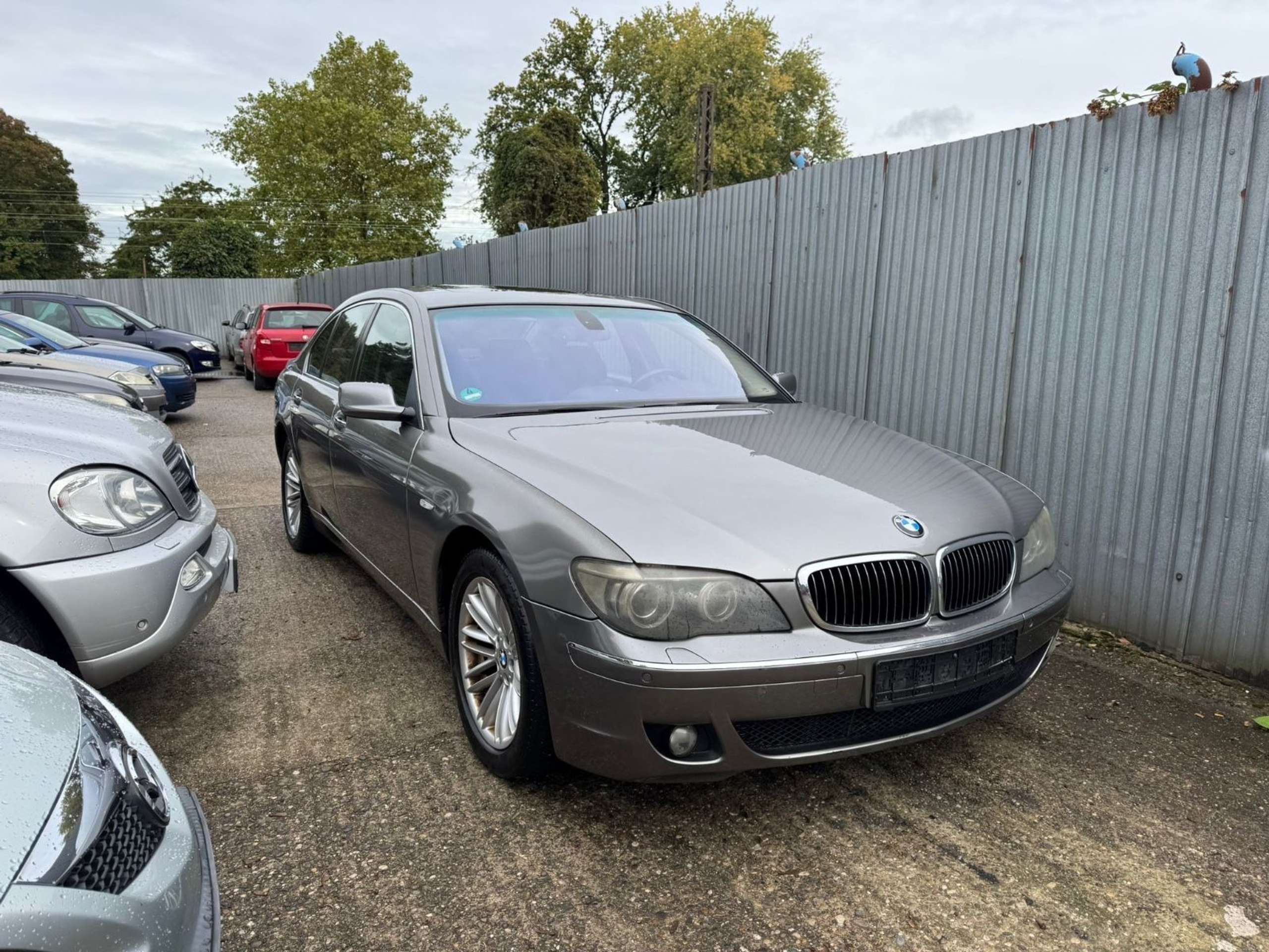 BMW 745 2007