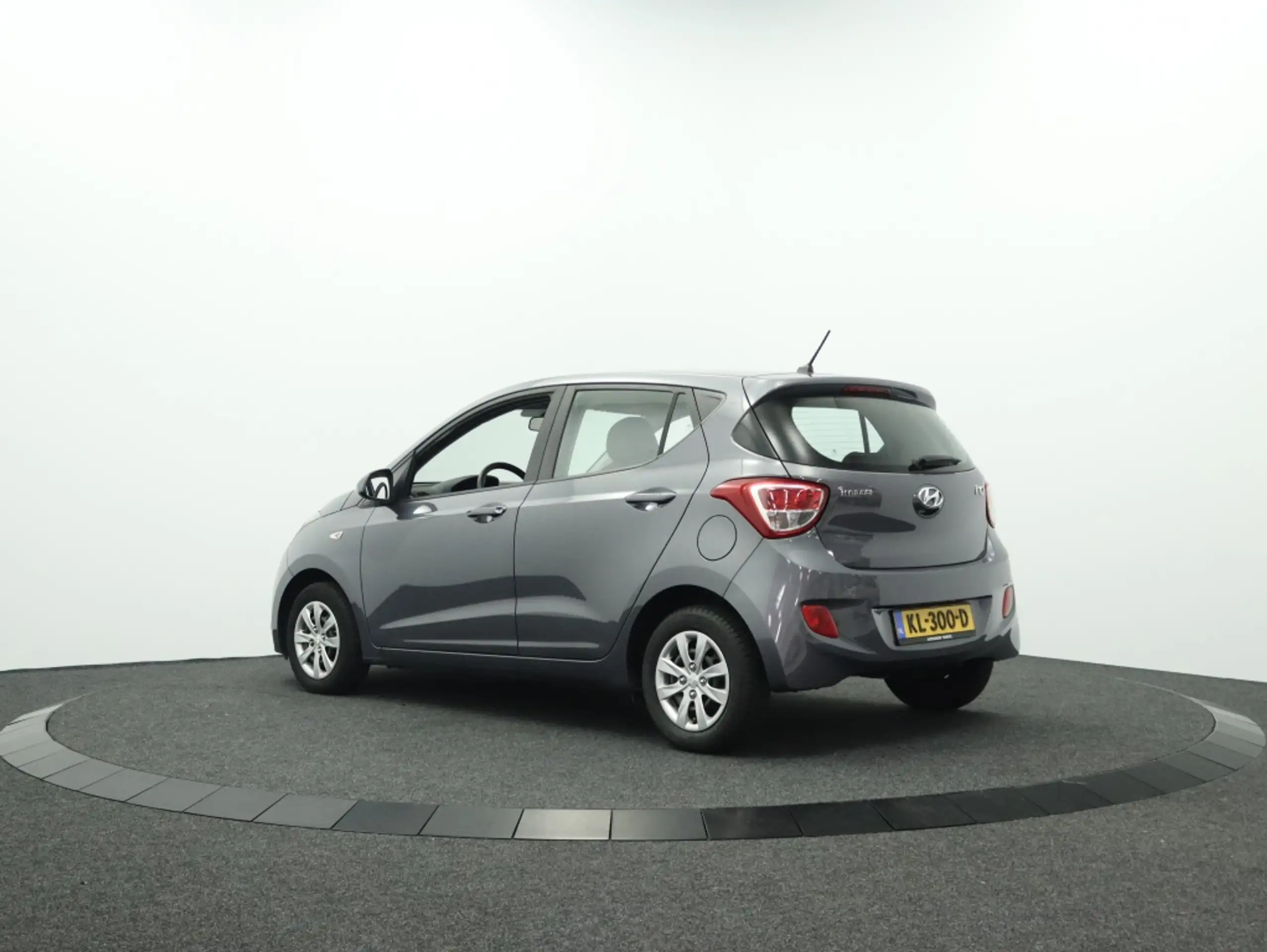 Hyundai - i10