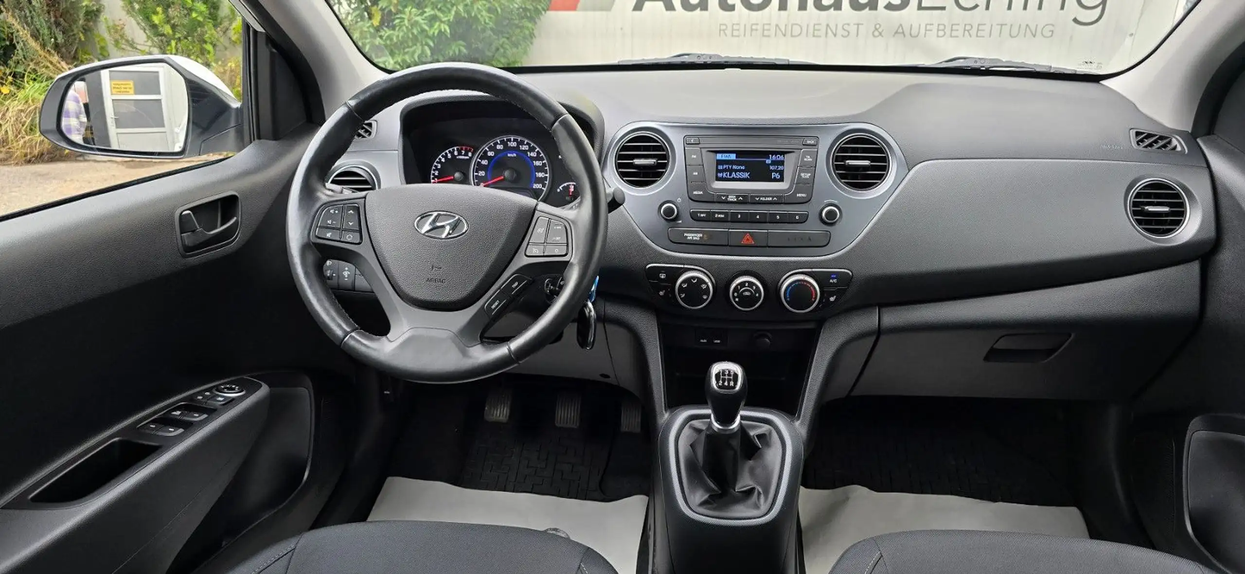 Hyundai - i10