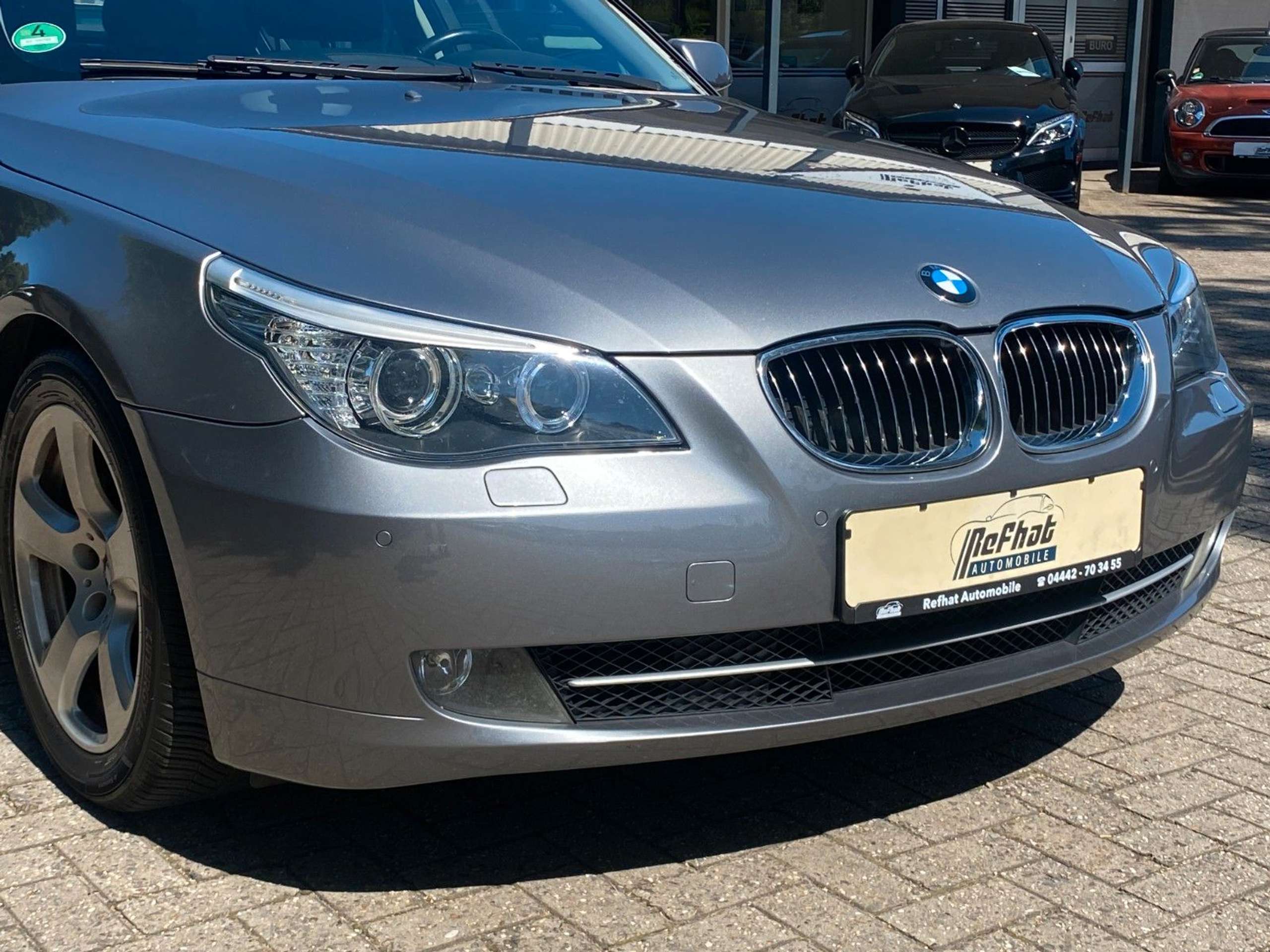 BMW - 525