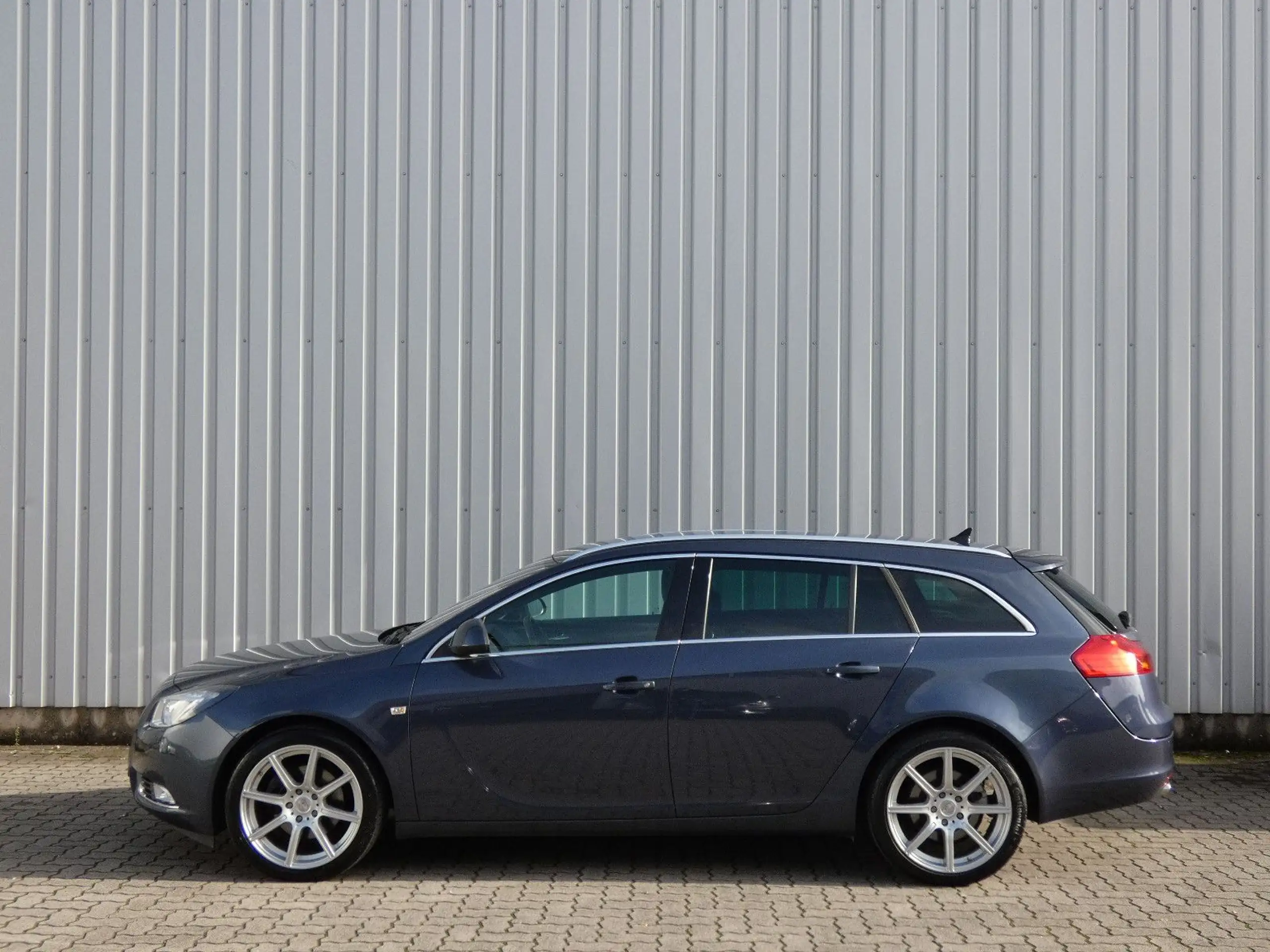 Opel - Insignia