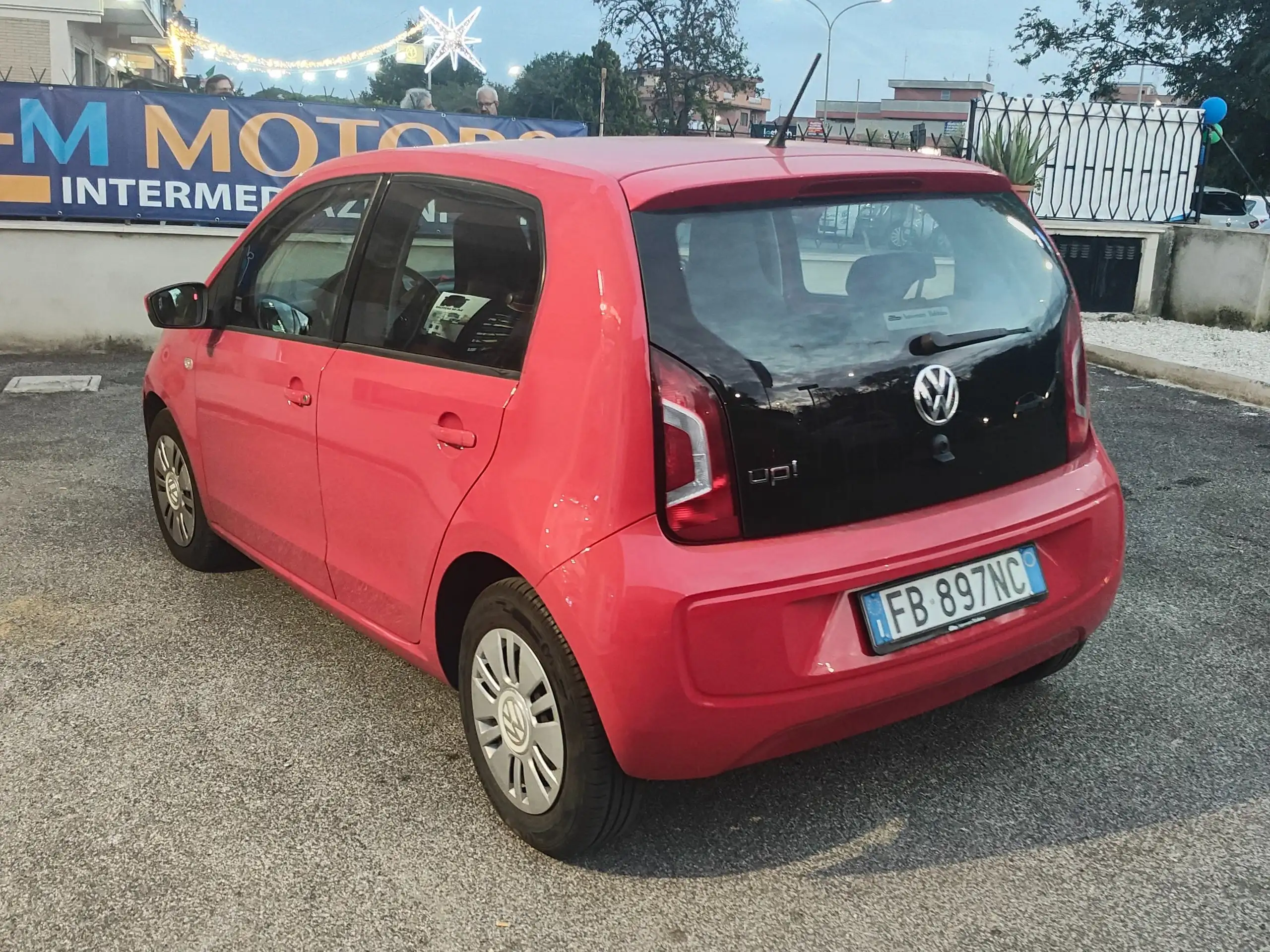 Volkswagen - up!