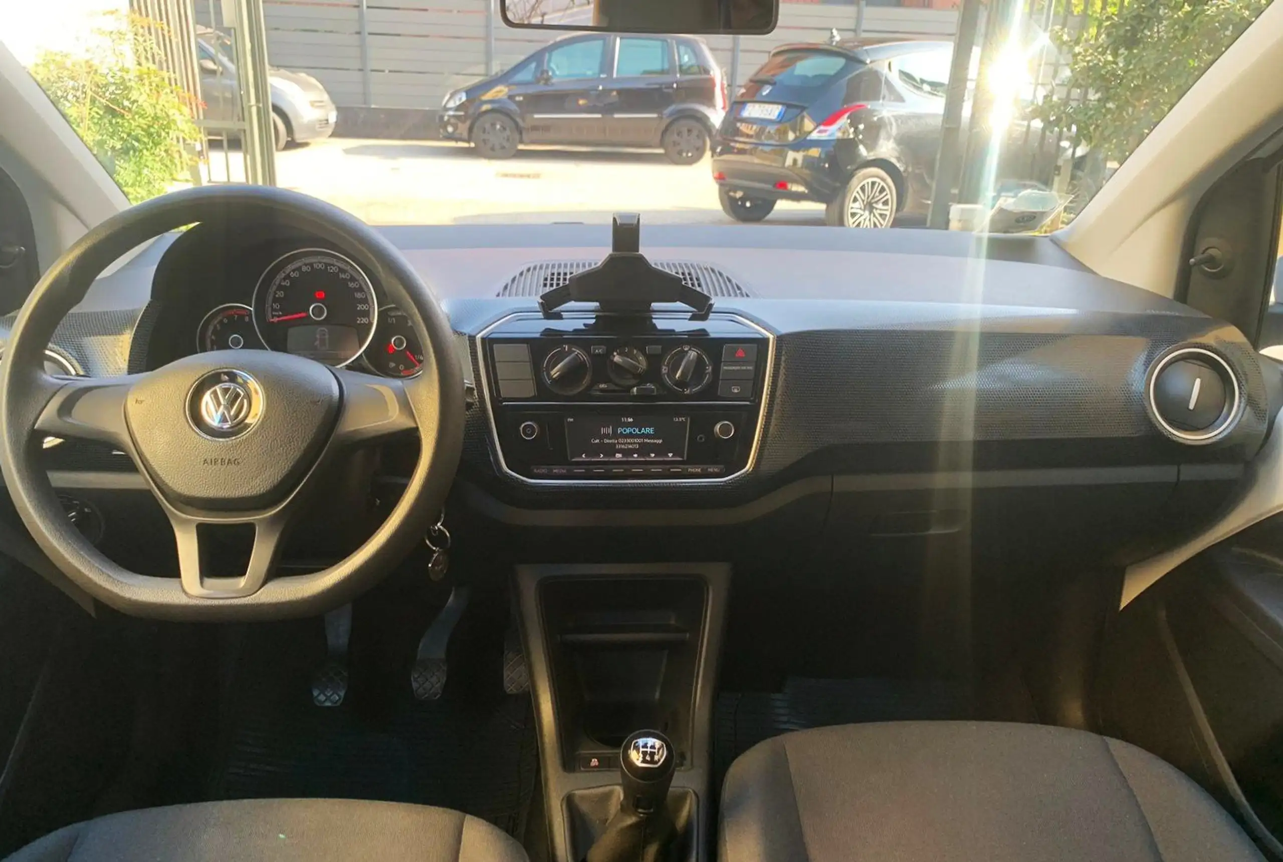 Volkswagen - up!