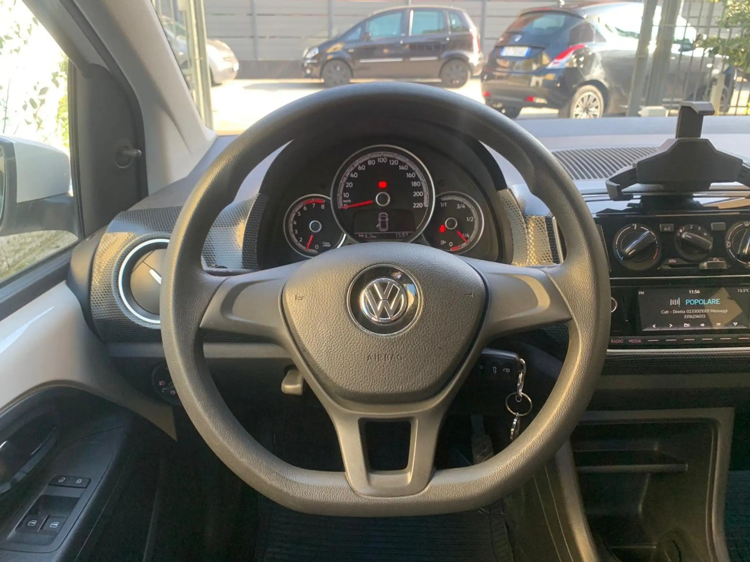 Volkswagen - up!