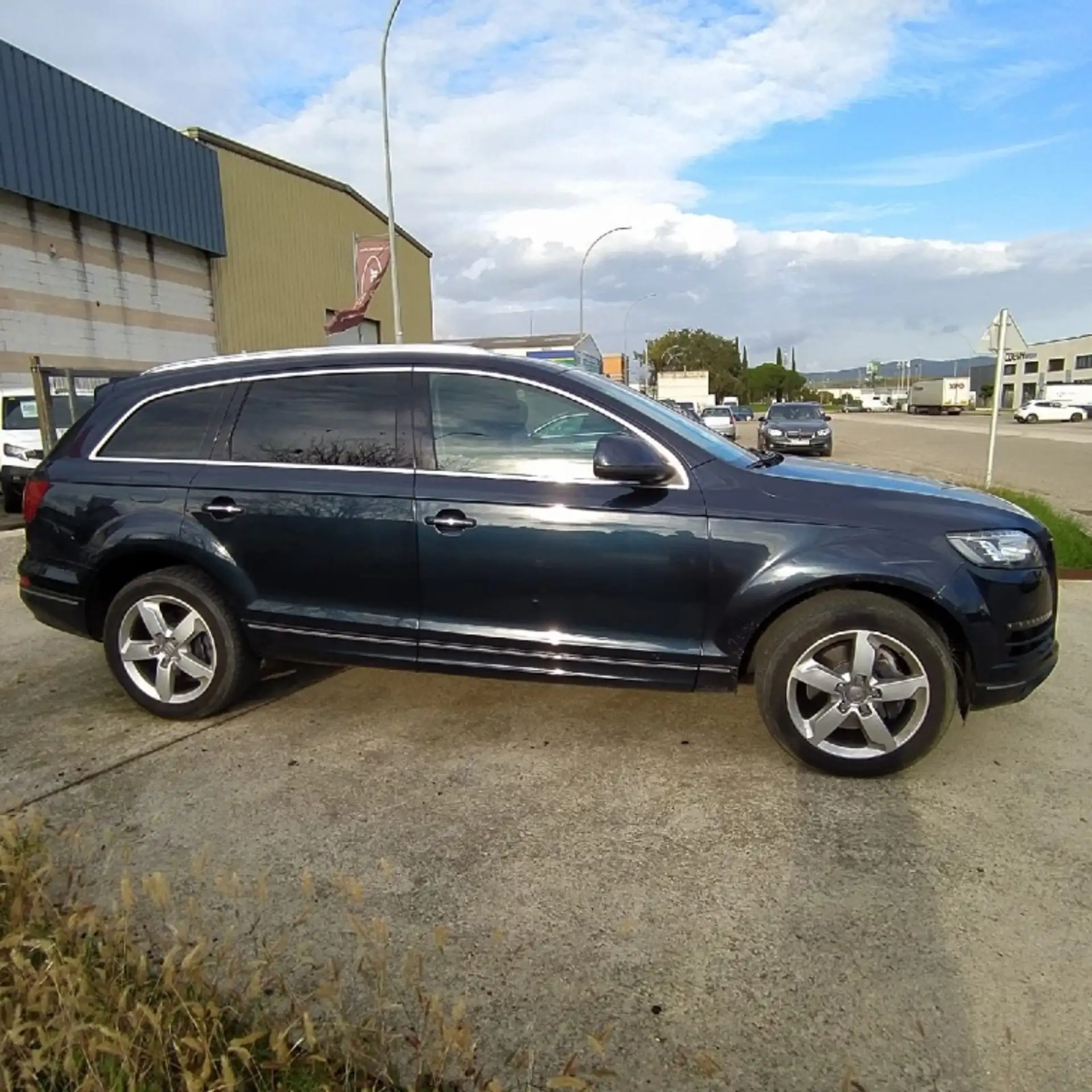 Audi - Q7