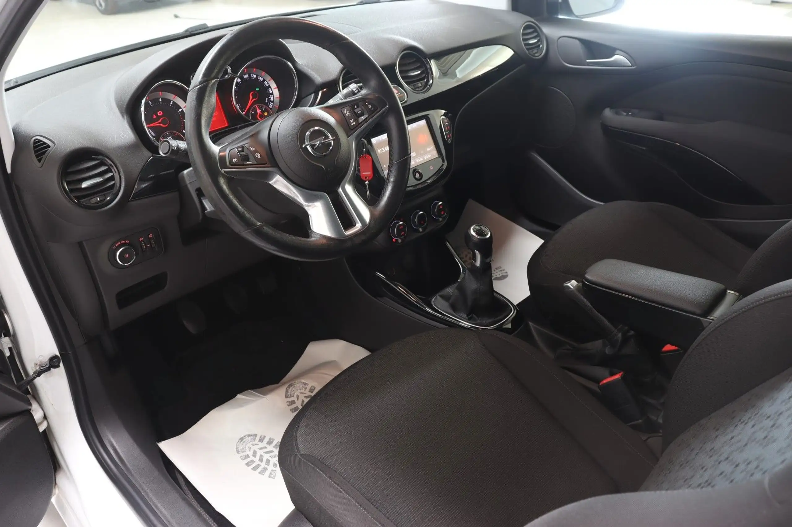 Opel - Adam