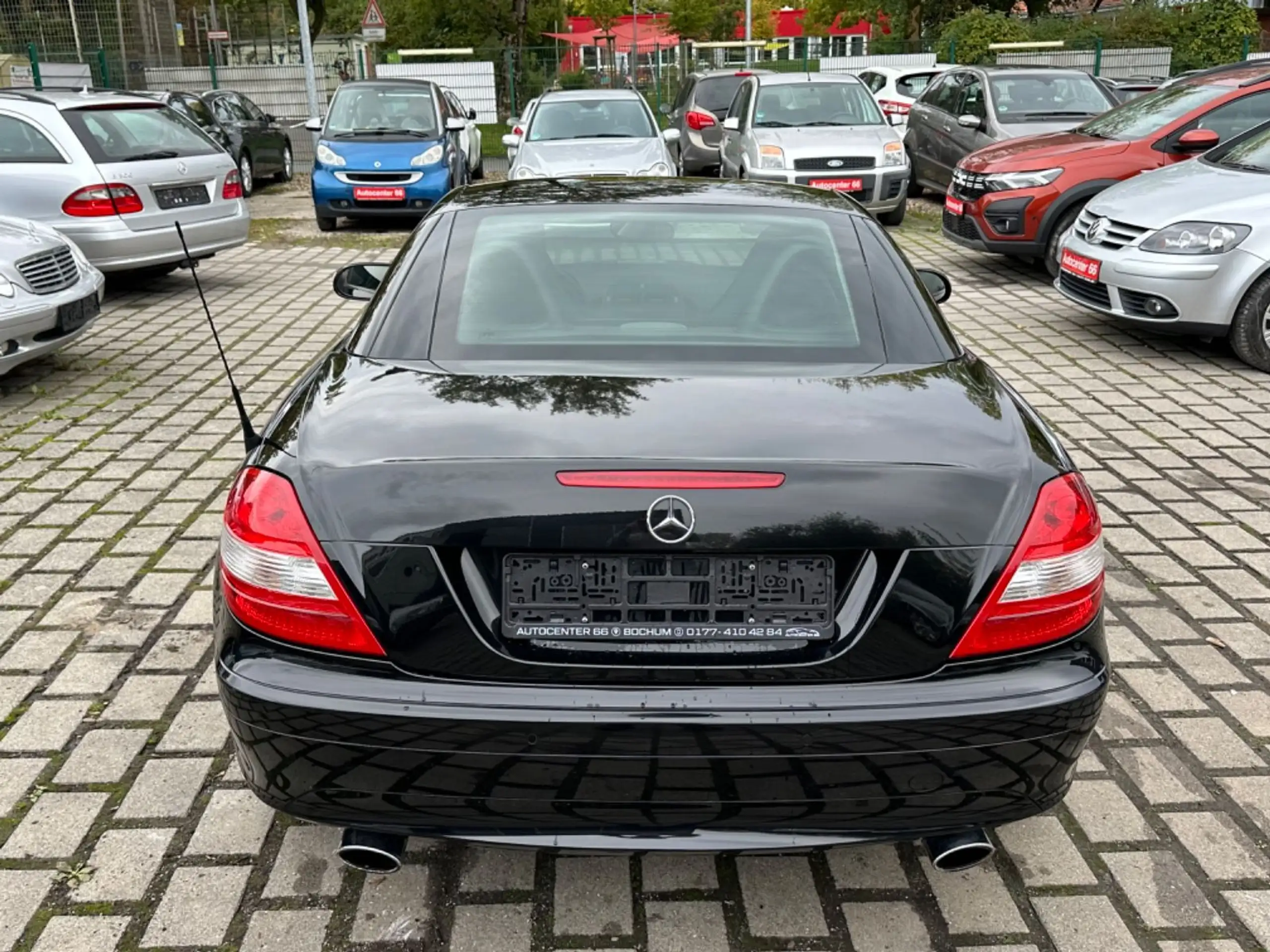 Mercedes-Benz - SLK 200