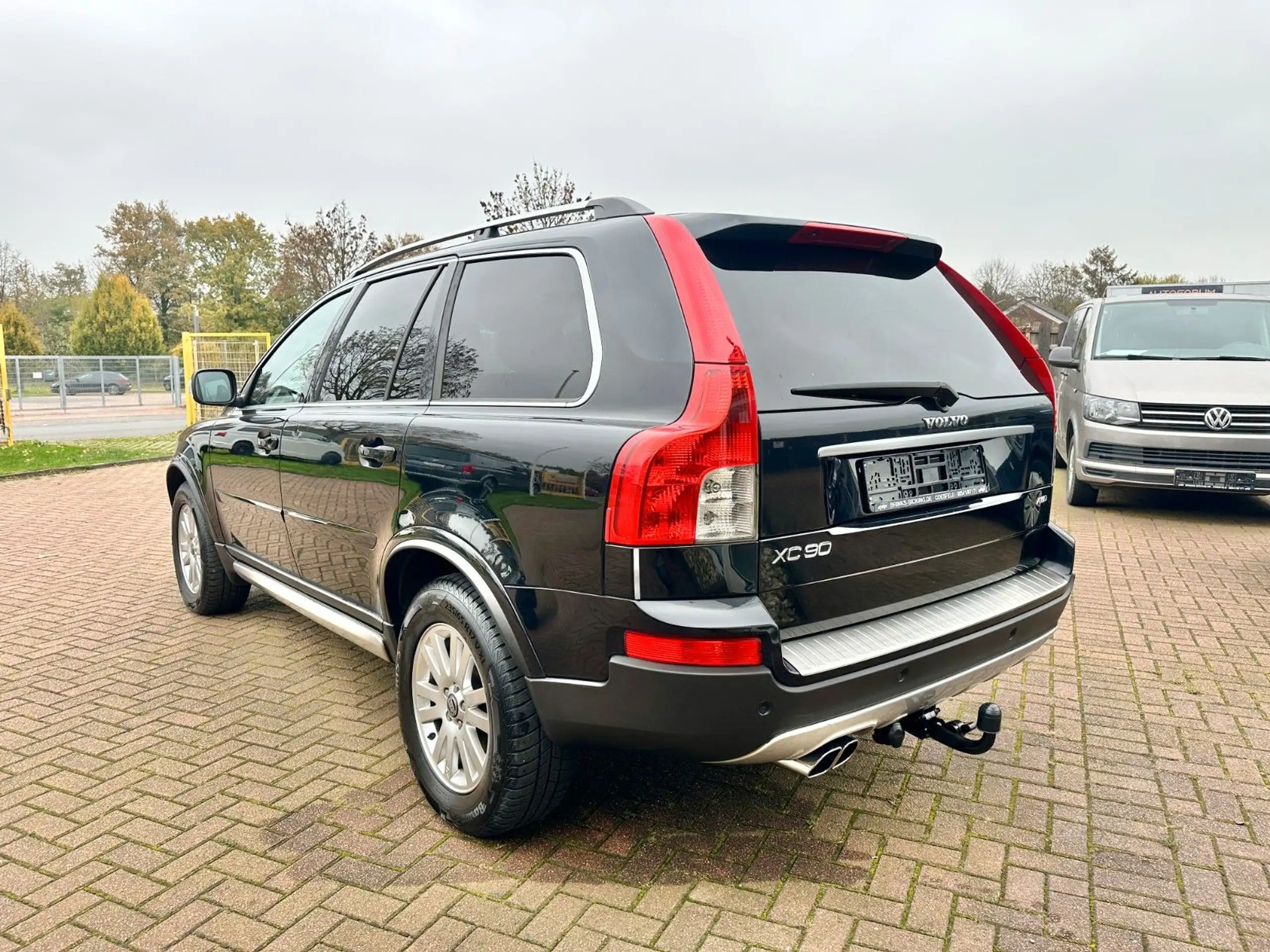 Volvo - XC90