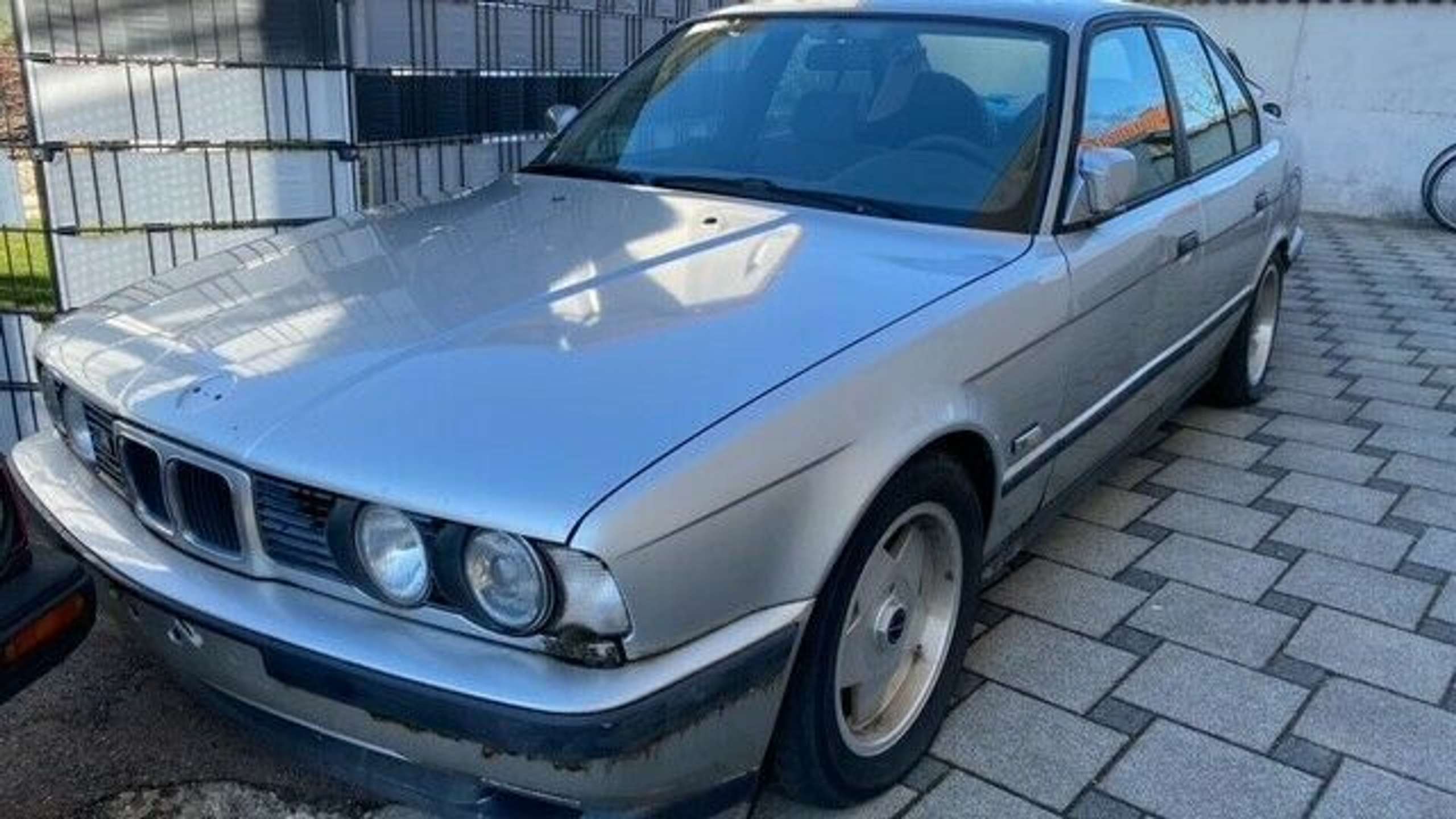 BMW 525 1990