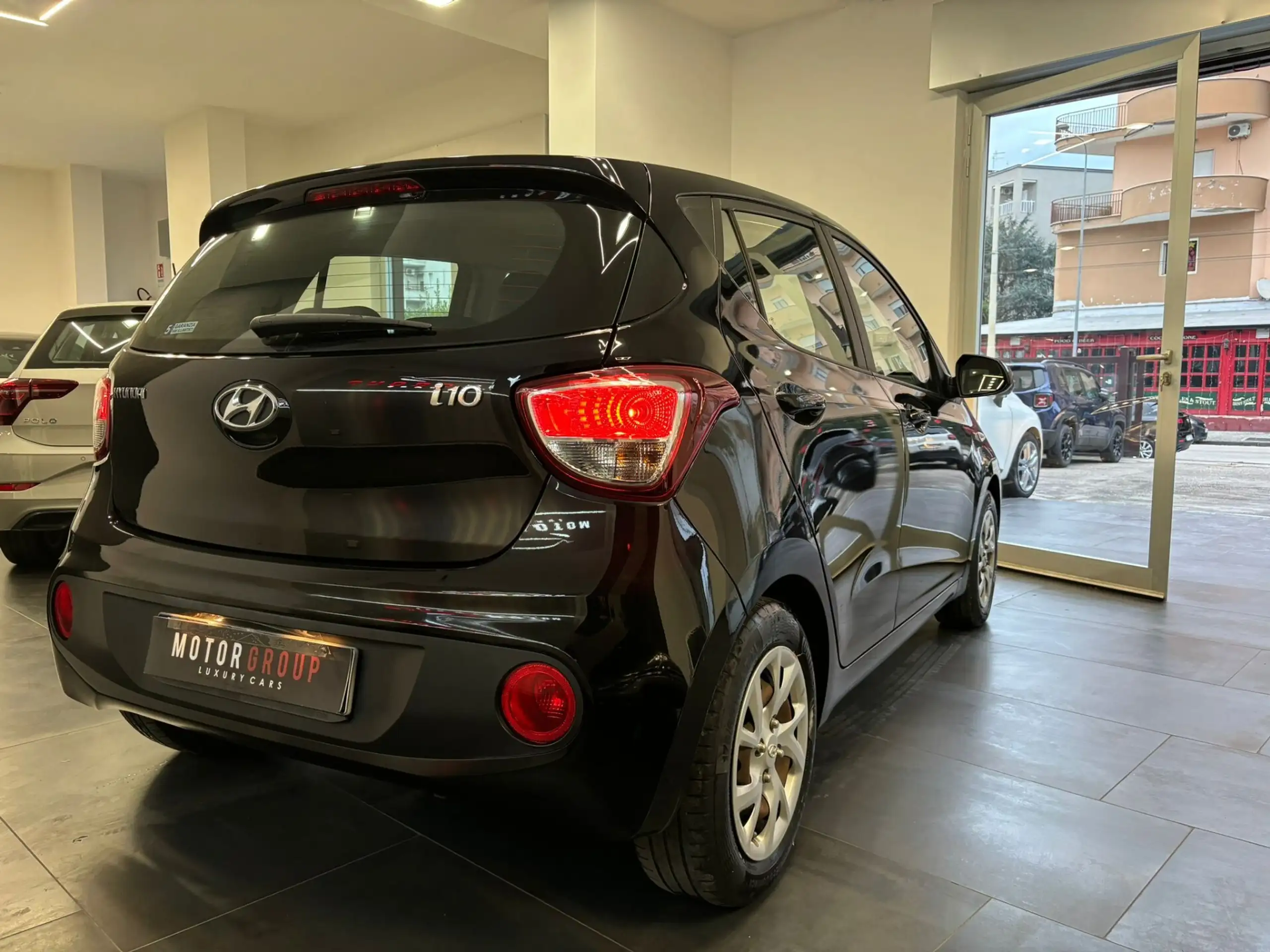 Hyundai - i10