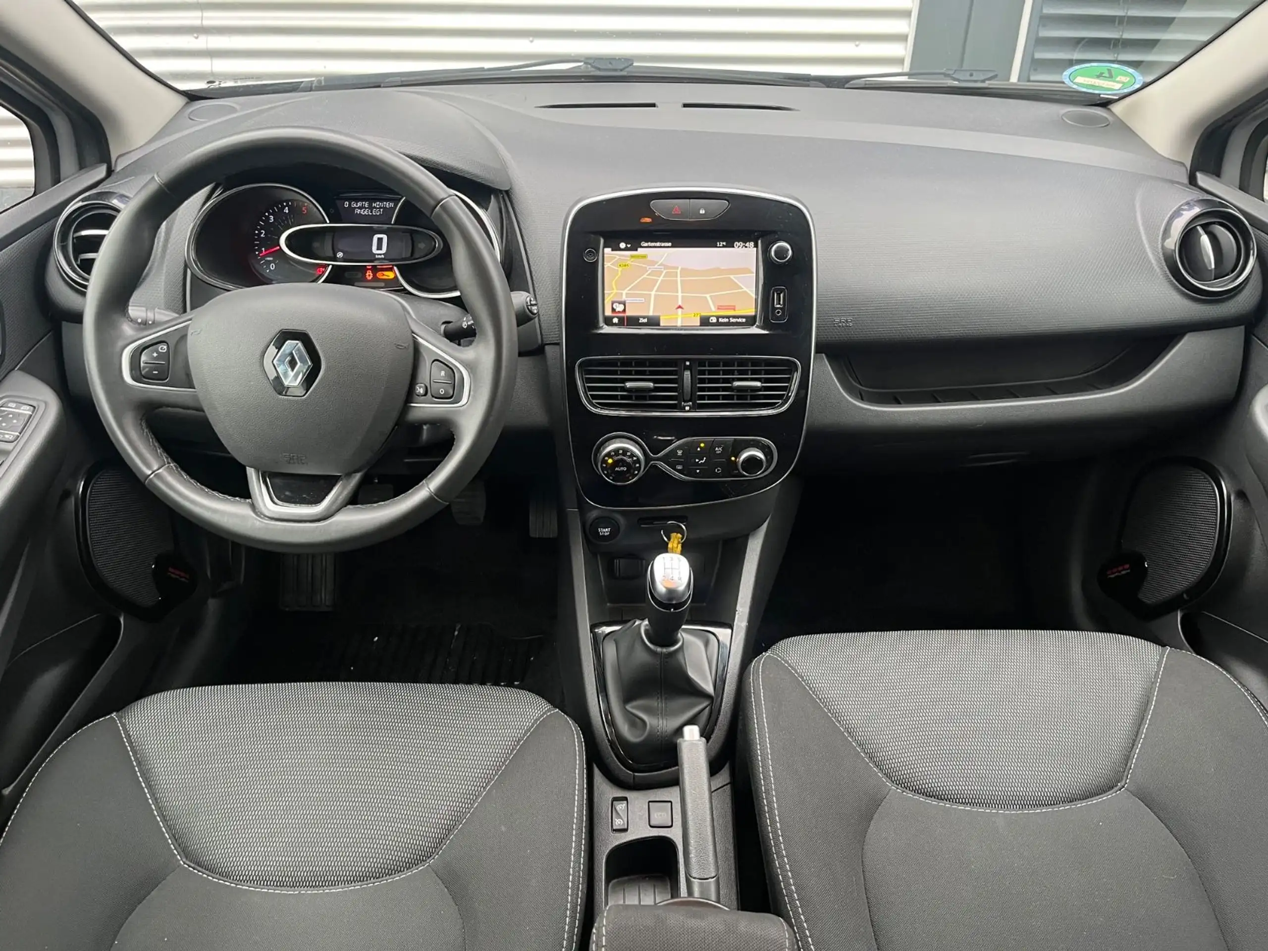 Renault - Clio