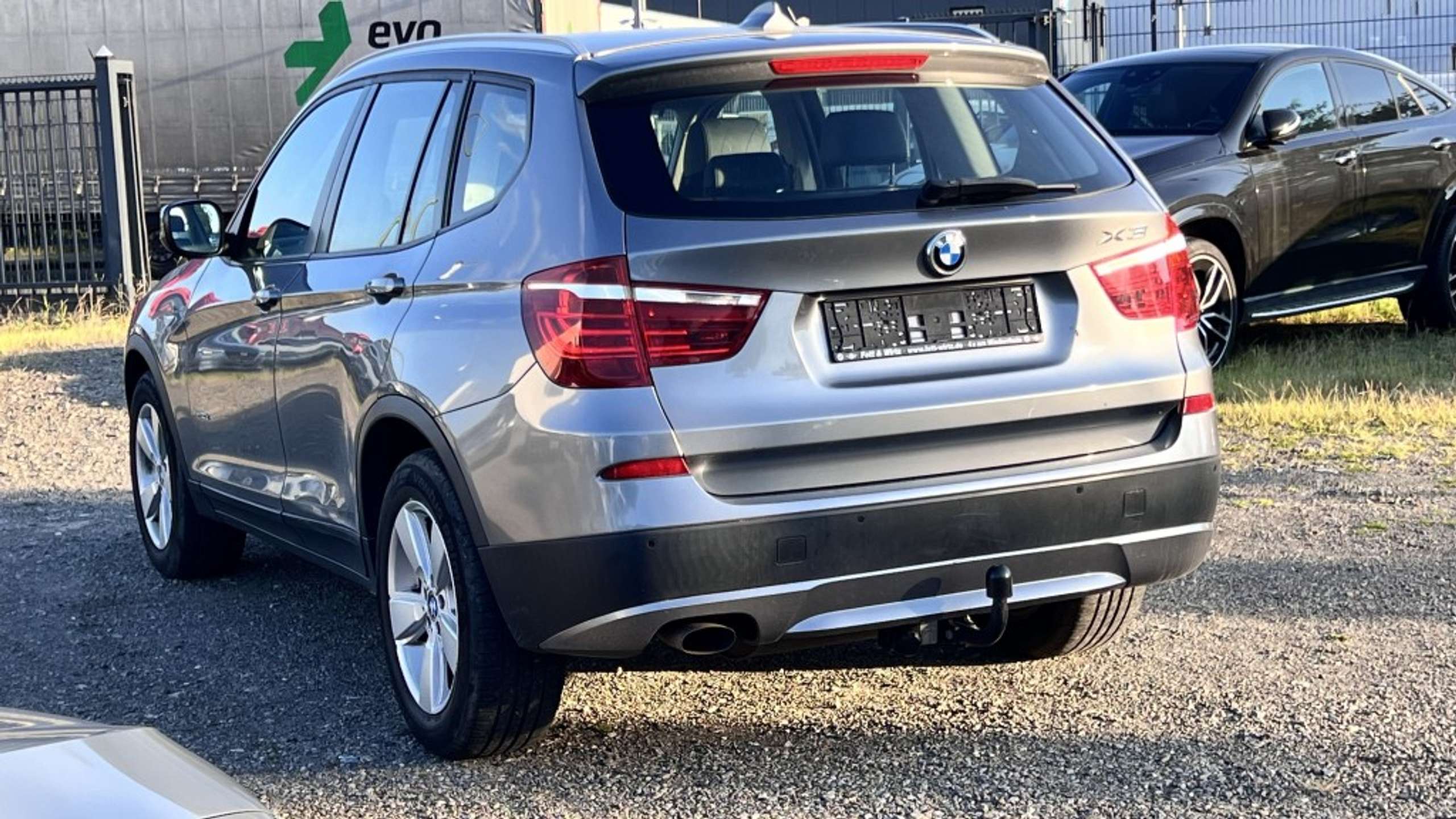 BMW - X3