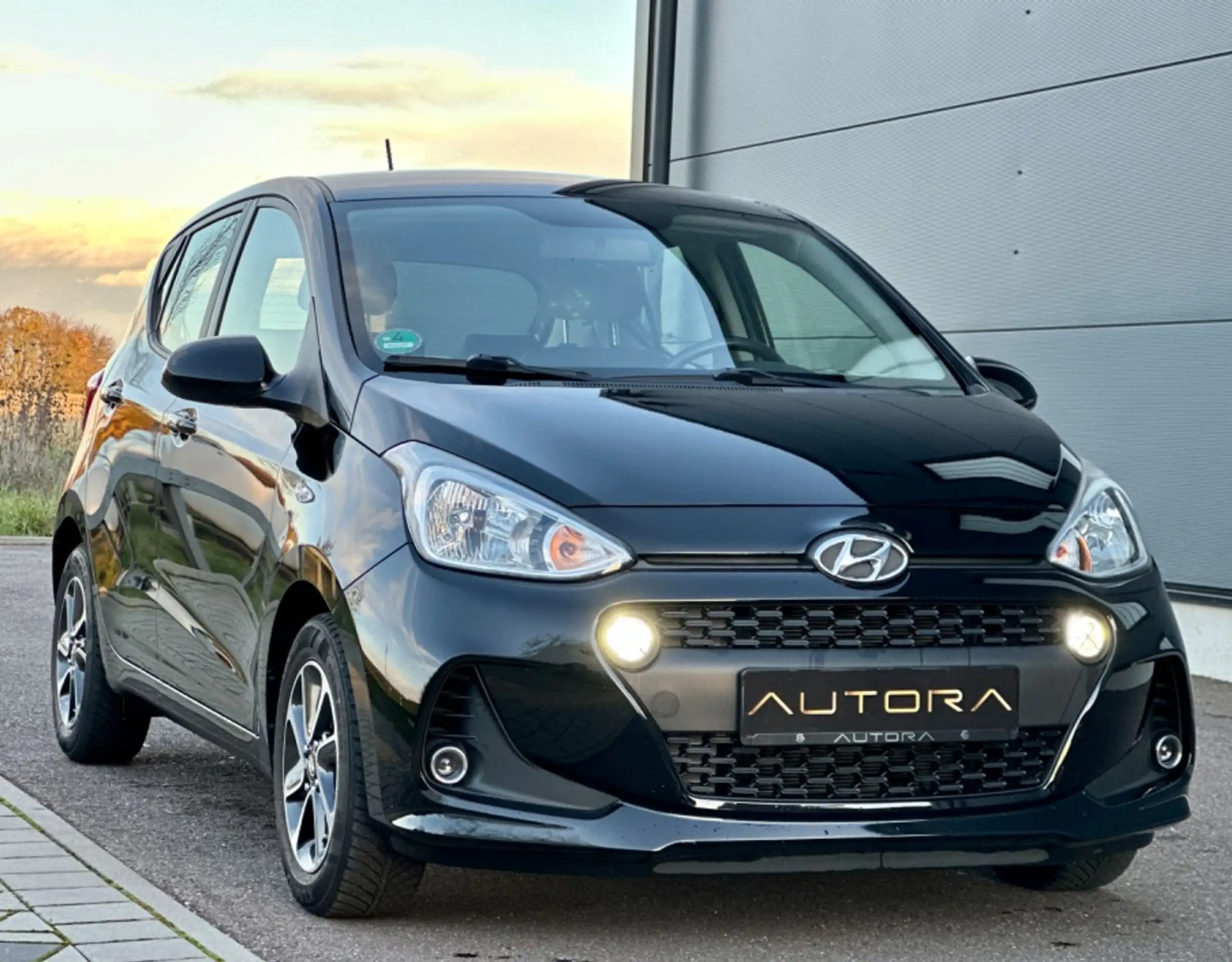 Hyundai - i10