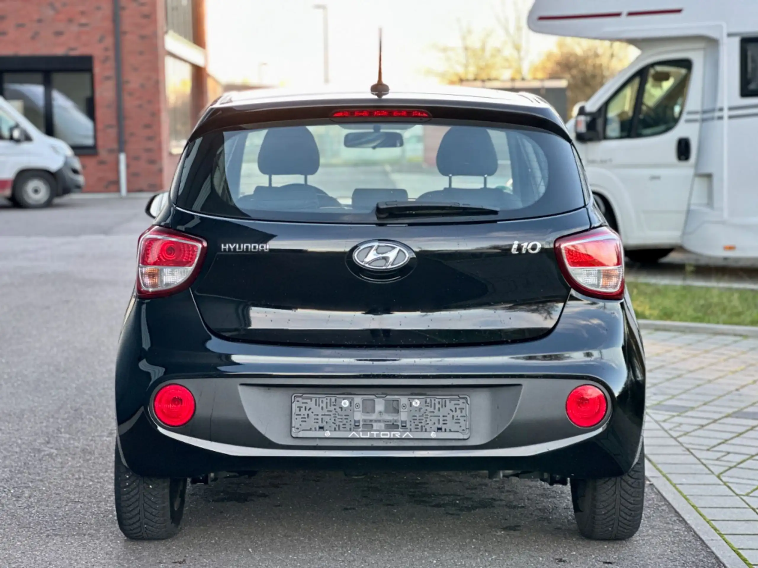 Hyundai - i10