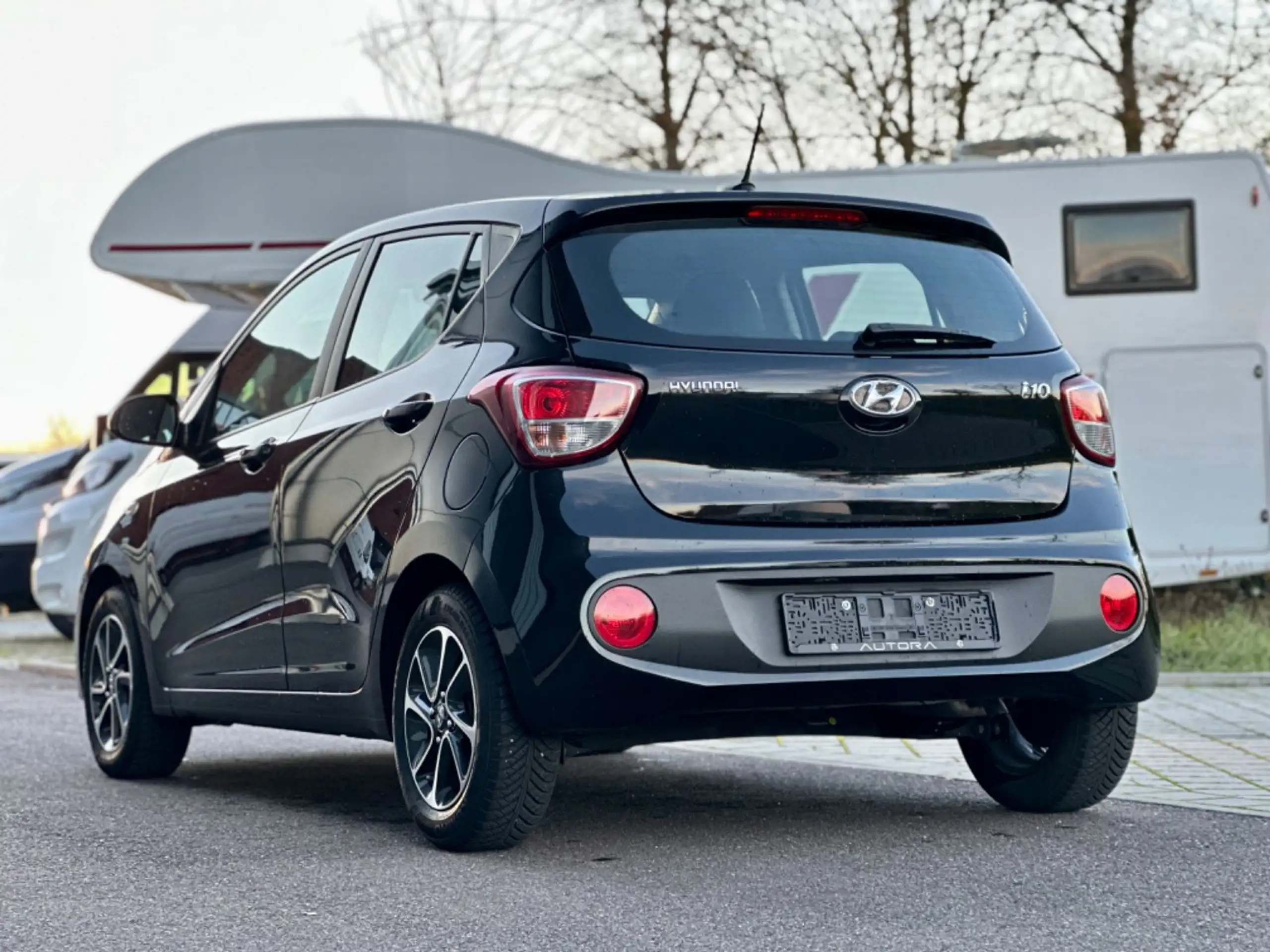 Hyundai - i10